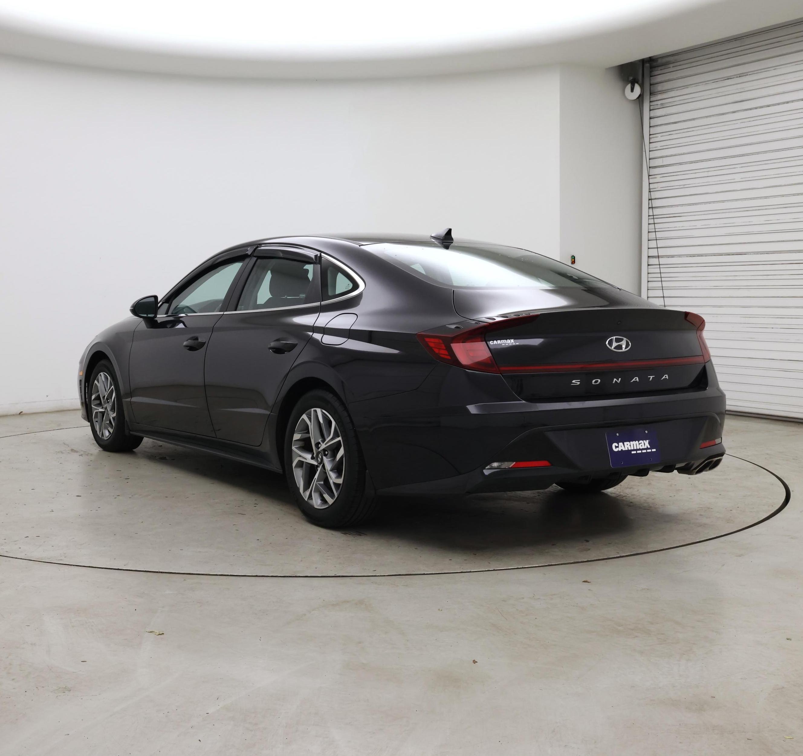 Thumbnail: 2023 Hyundai Sonata - 2