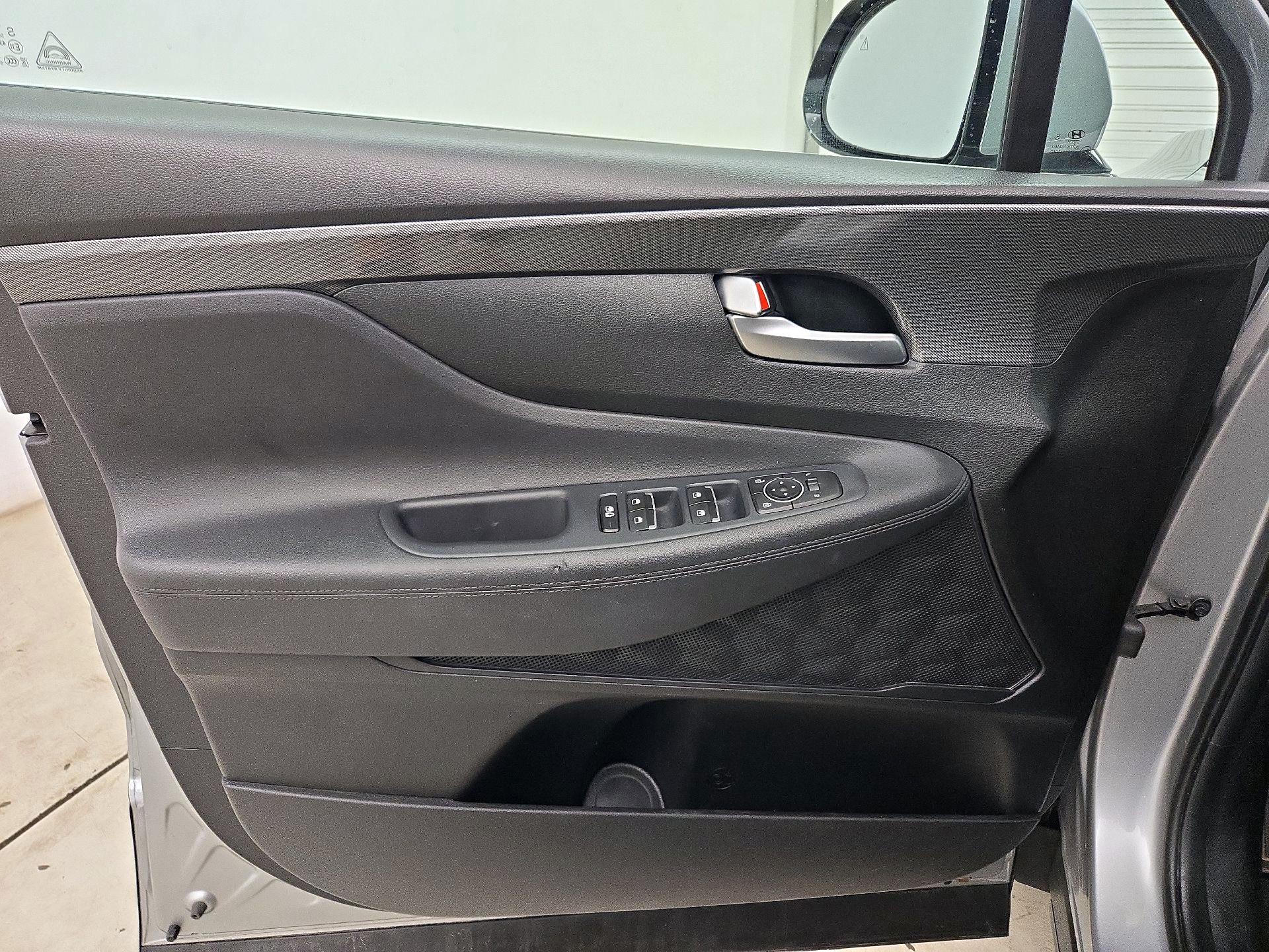 Thumbnail: 2023 Hyundai Santa Fe - 12