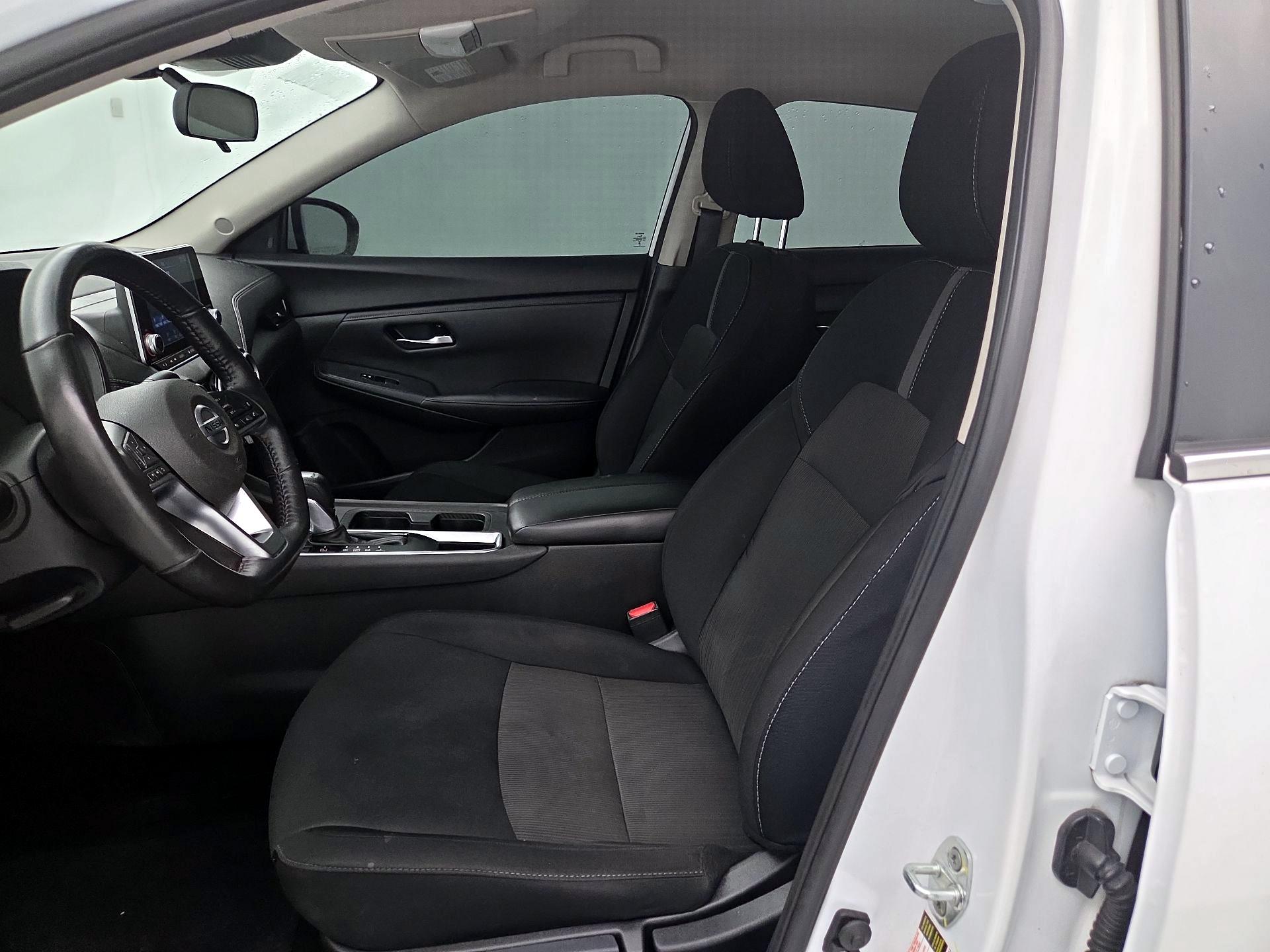 Thumbnail: 2023 Nissan Sentra - 11