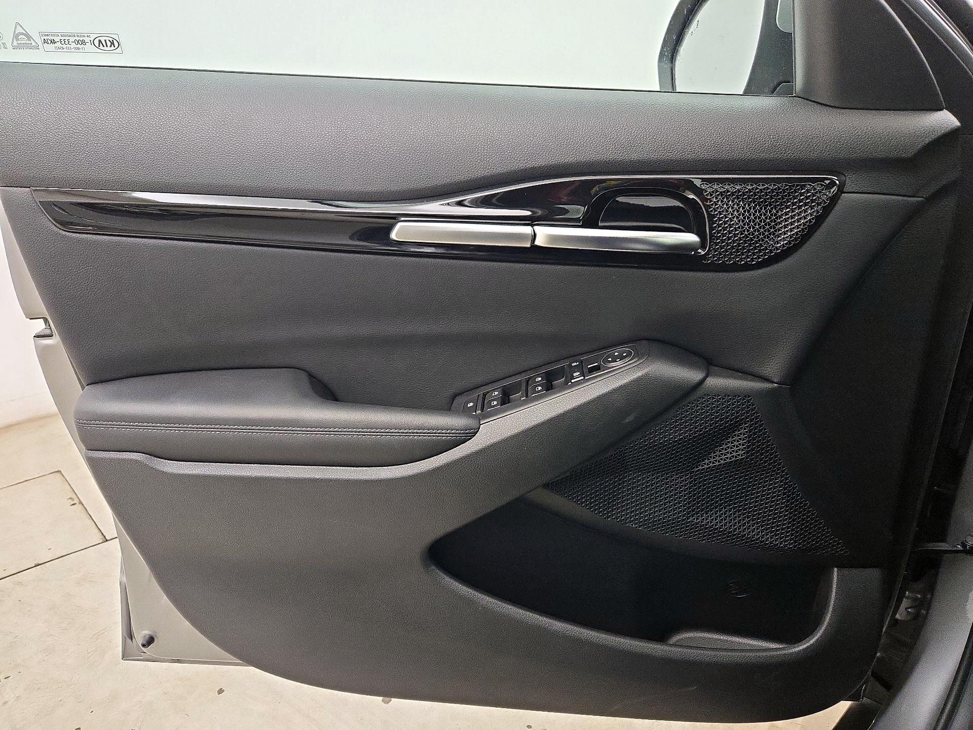 Thumbnail: 2021 Kia Seltos - 12