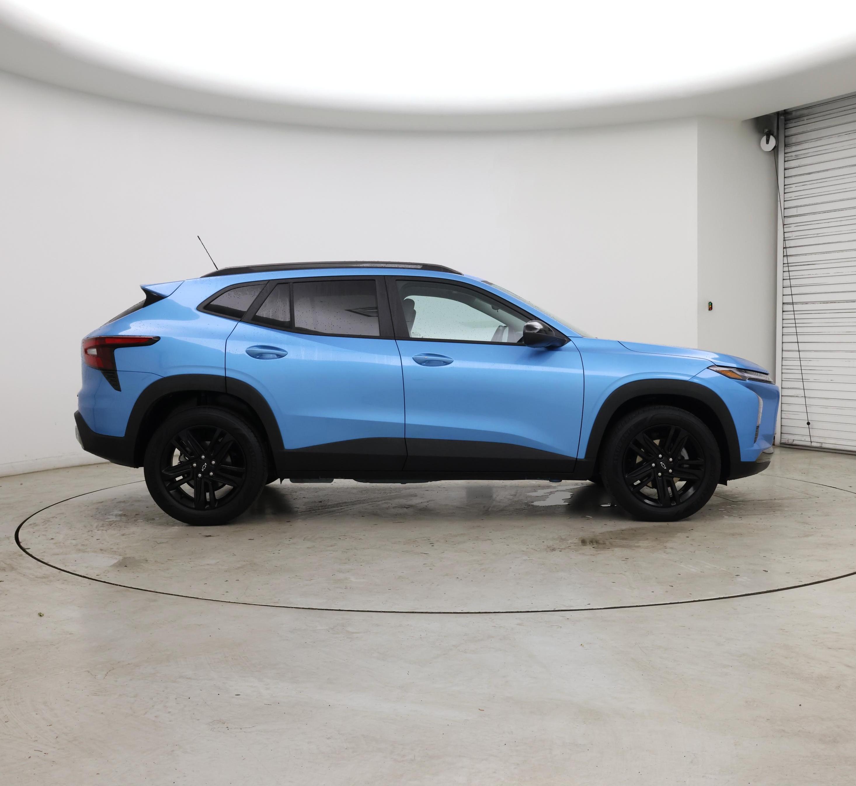 Thumbnail: 2025 Chevrolet Trax - 7