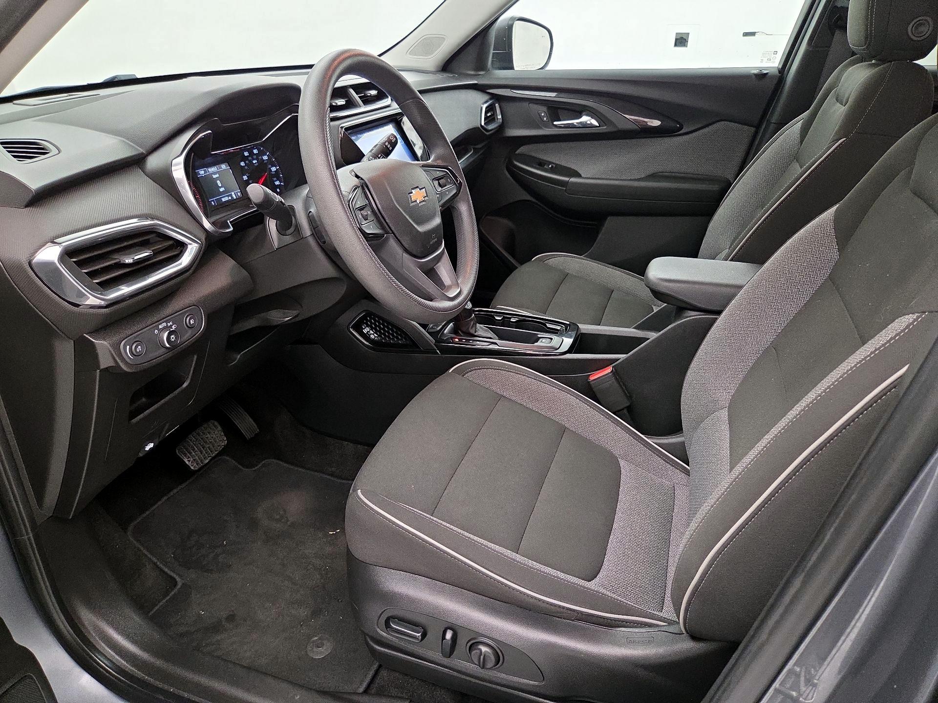 Thumbnail: 2021 Chevrolet TrailBlazer - 11