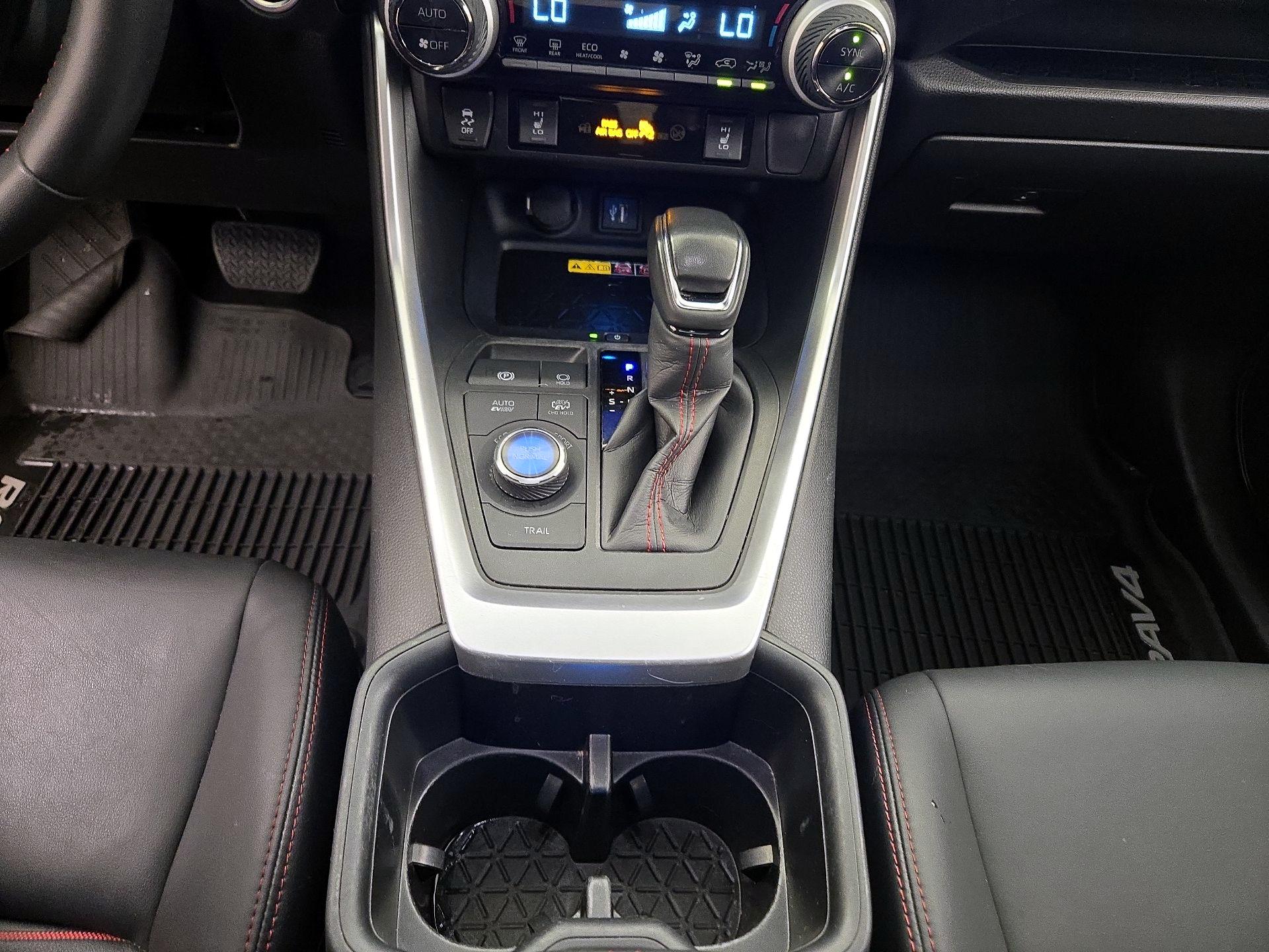 Thumbnail: 2023 Toyota RAV4 - 18