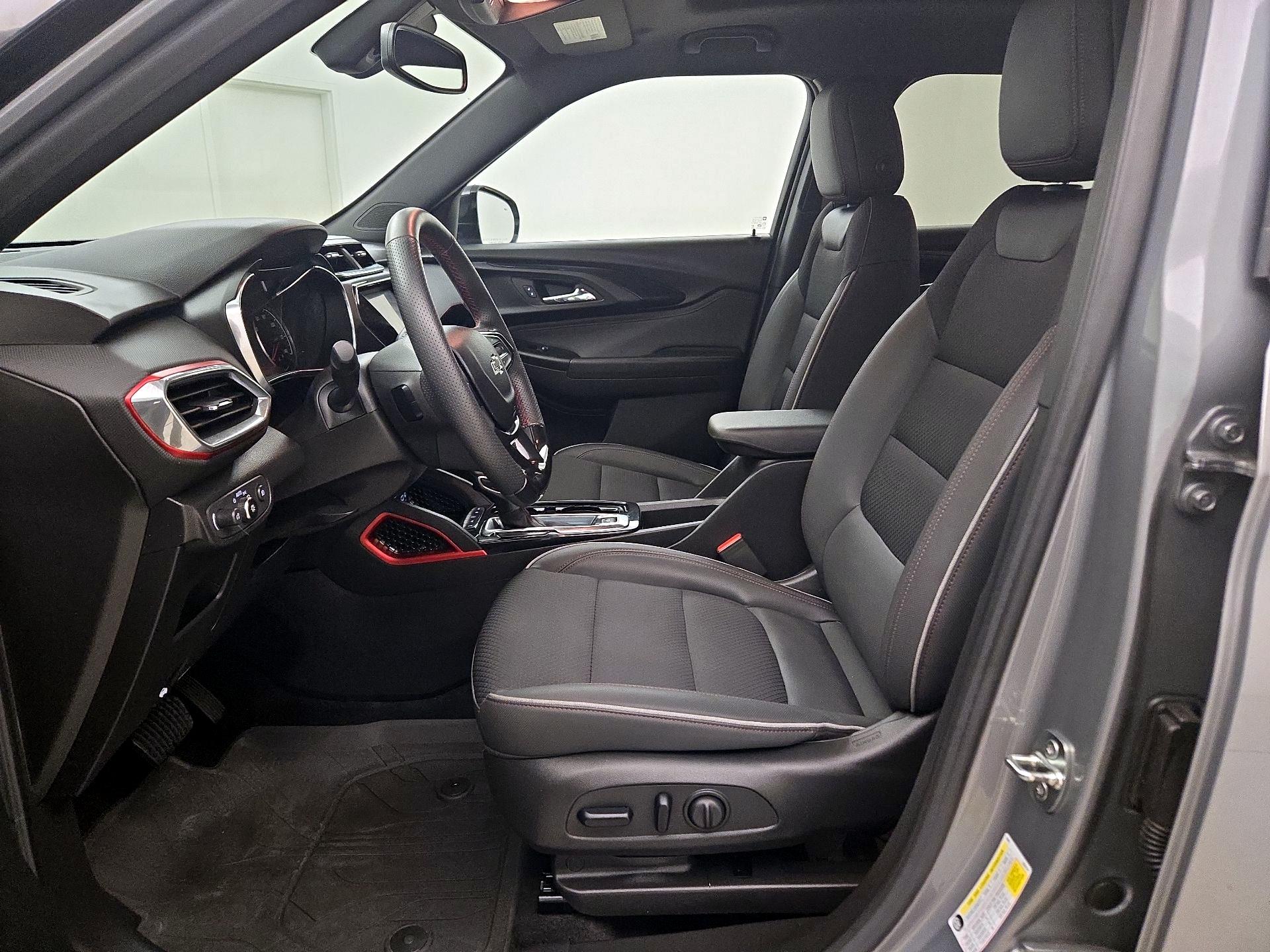 Thumbnail: 2023 Chevrolet TrailBlazer - 11
