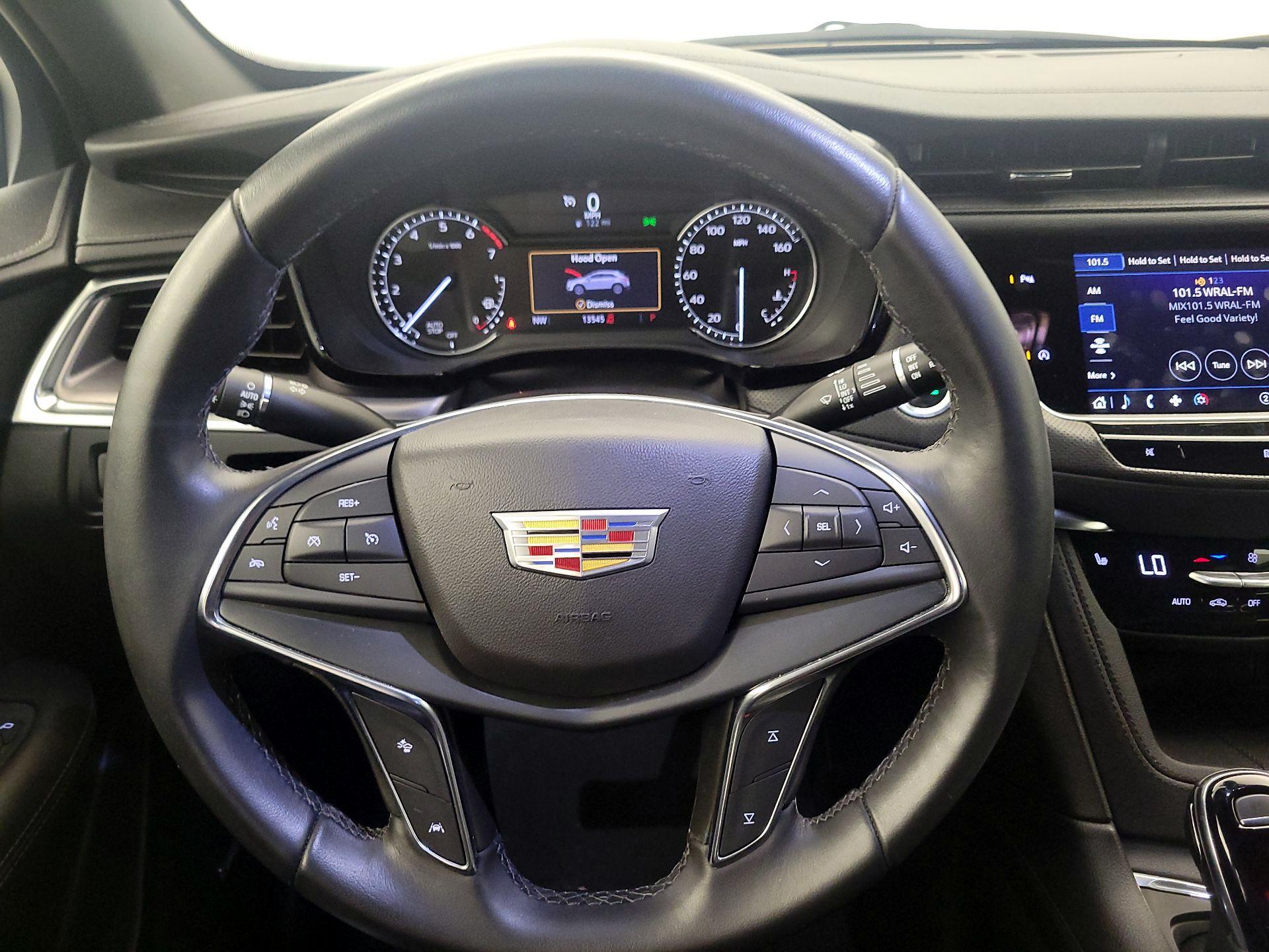 Thumbnail: 2021 Cadillac XT5 - 10