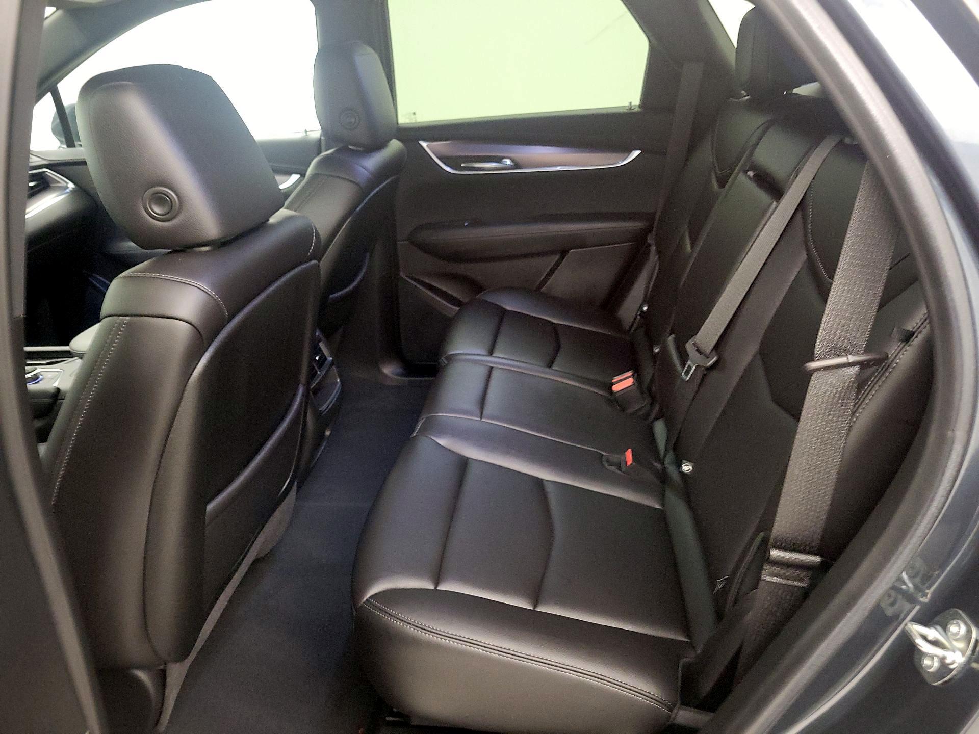 Thumbnail: 2021 Cadillac XT5 - 18