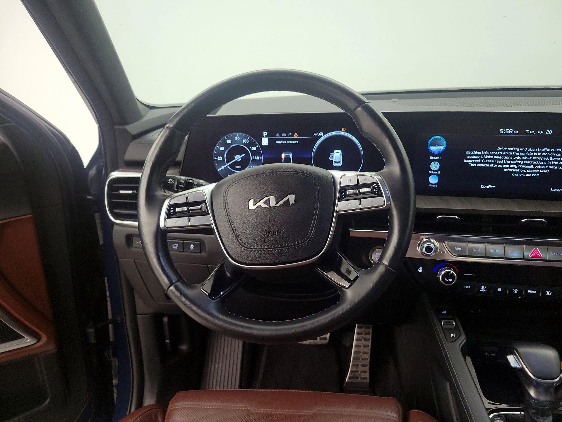 Thumbnail: 2023 Kia Telluride - 10