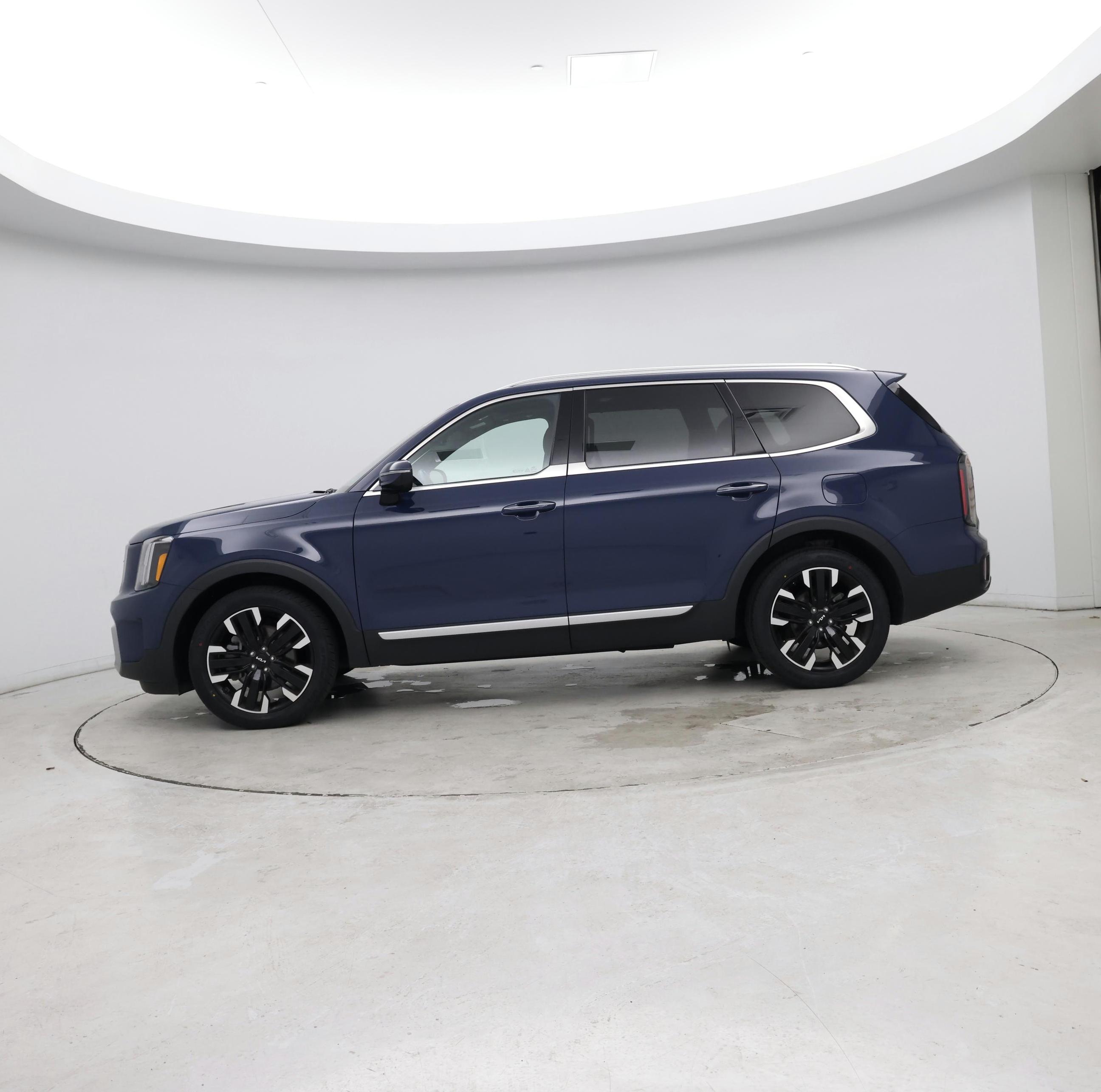 Thumbnail: 2023 Kia Telluride - 2