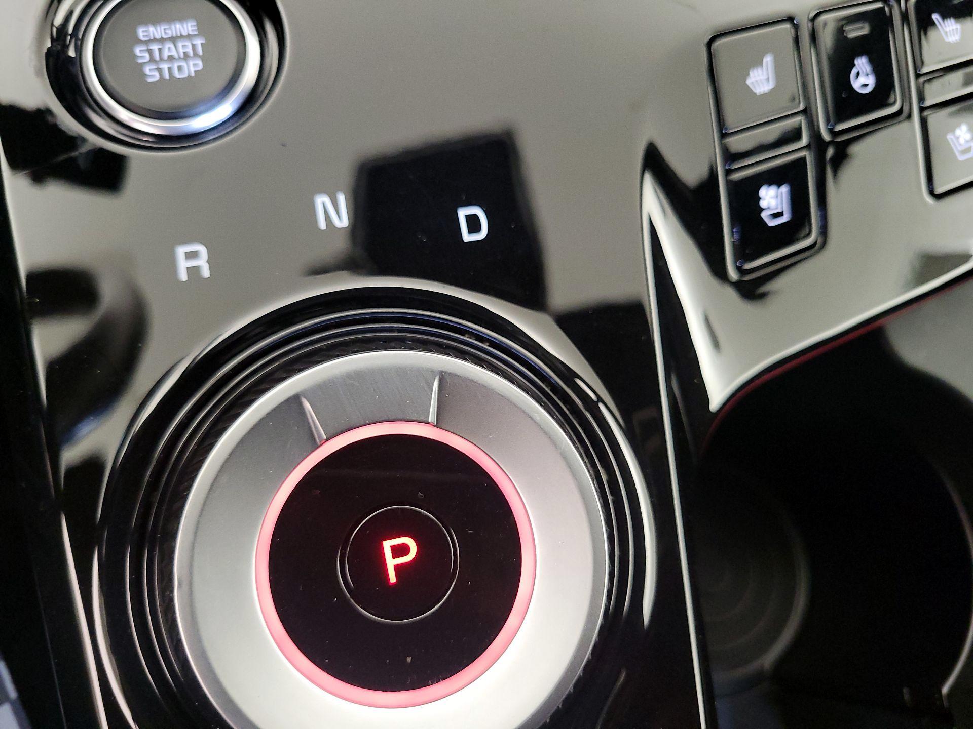 Thumbnail: 2024 Kia Sportage - 16