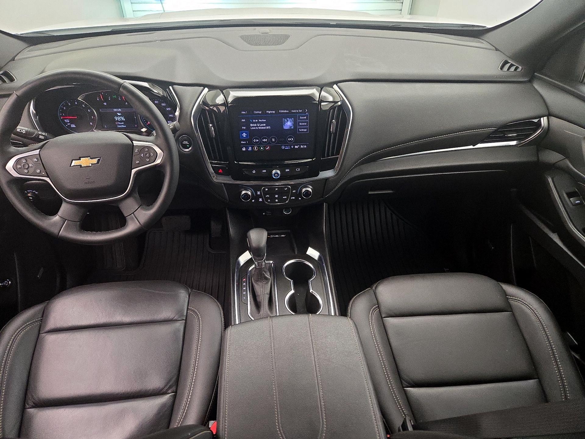 Thumbnail: 2023 Chevrolet Traverse - 9