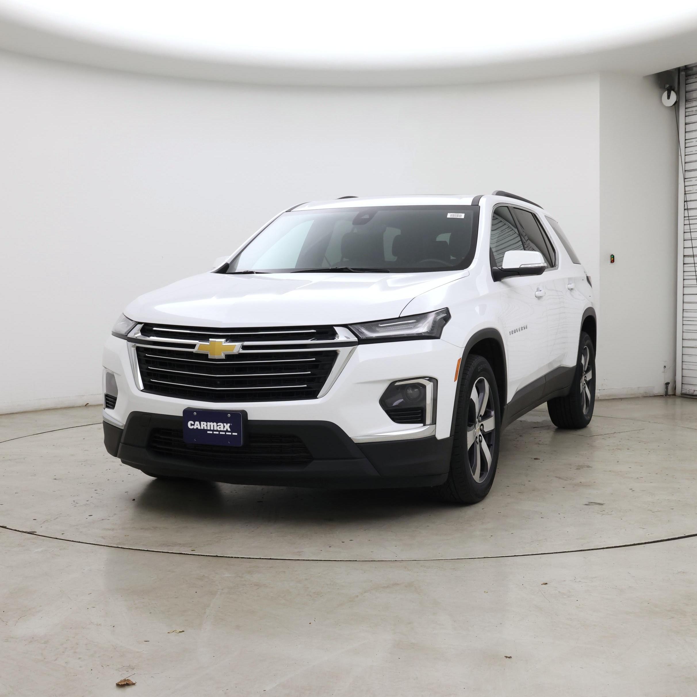 Thumbnail: 2023 Chevrolet Traverse - 4