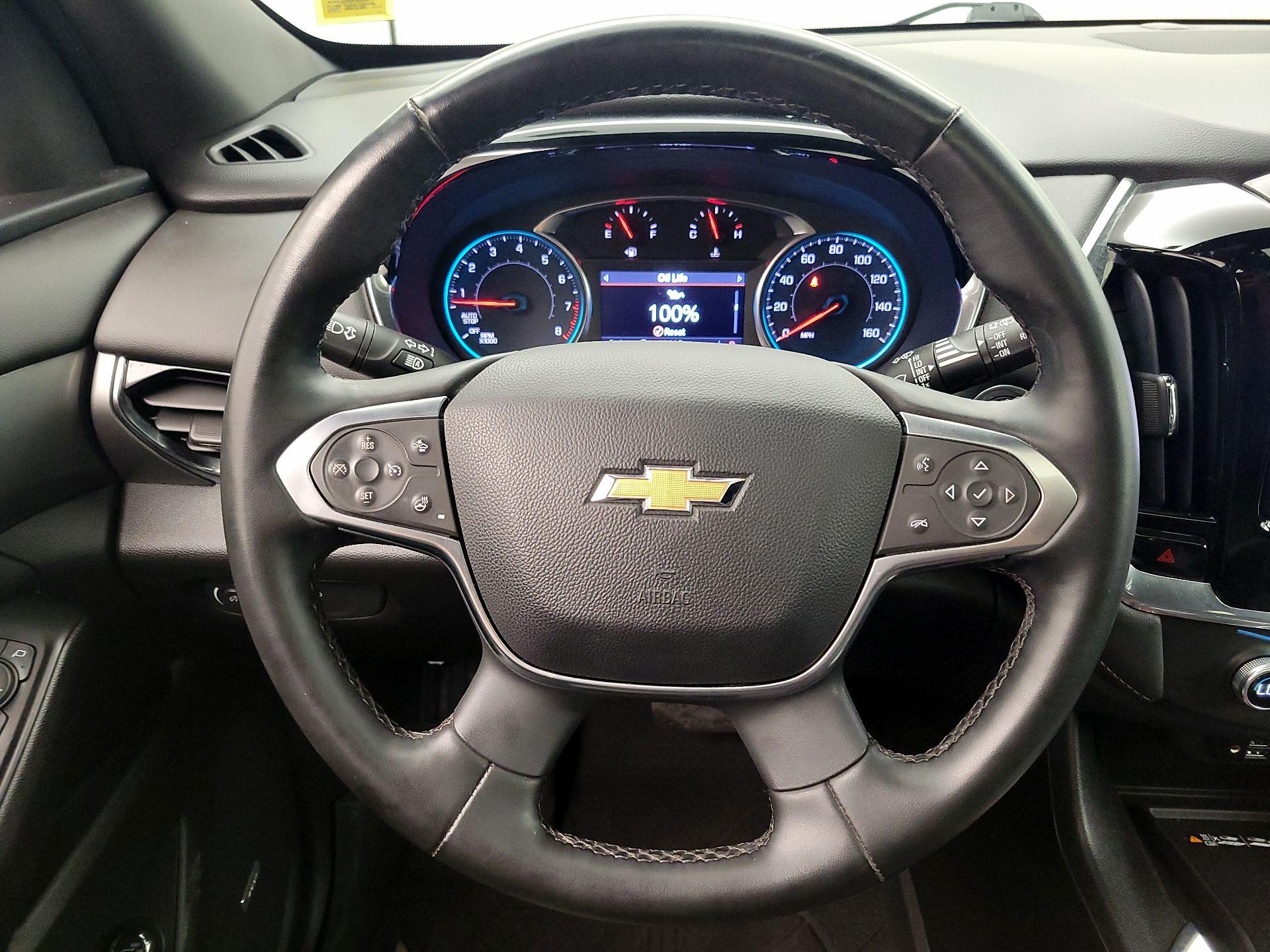 Thumbnail: 2023 Chevrolet Traverse - 10
