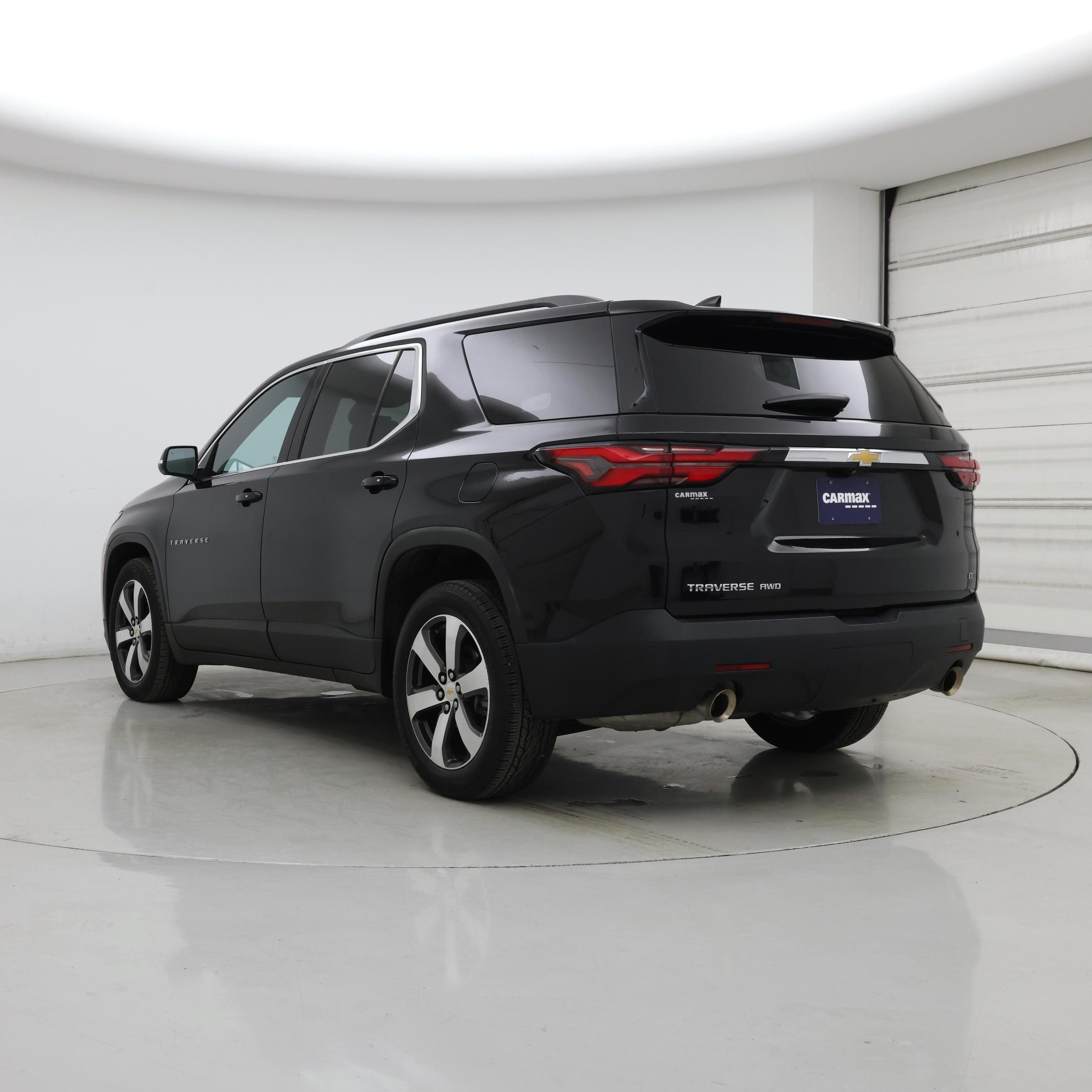 Thumbnail: 2023 Chevrolet Traverse - 2