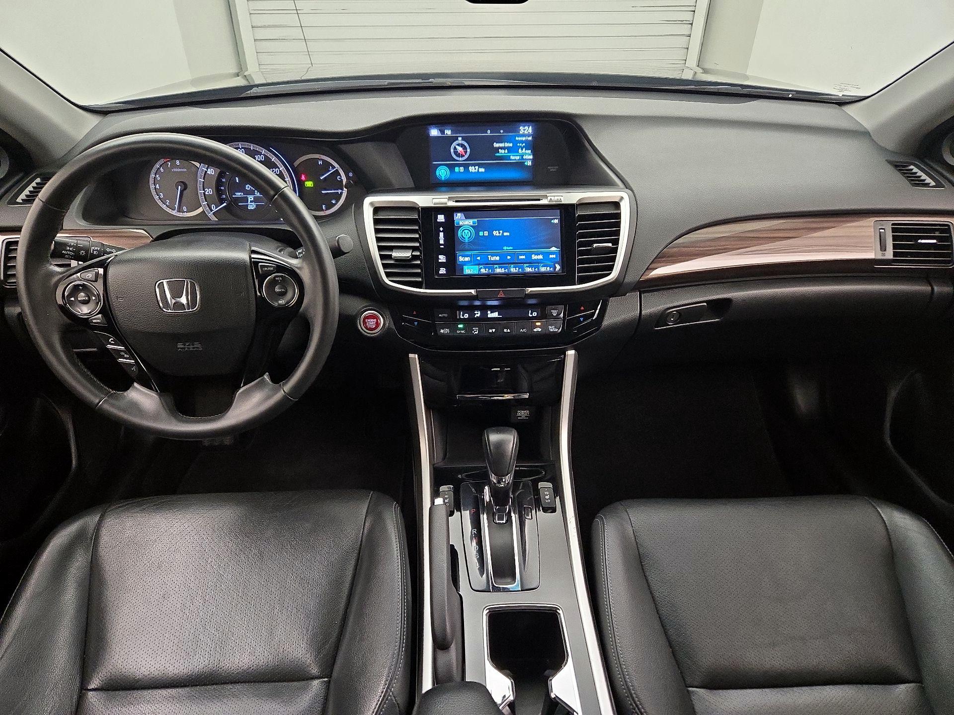 Thumbnail: 2017 Honda Accord - 9