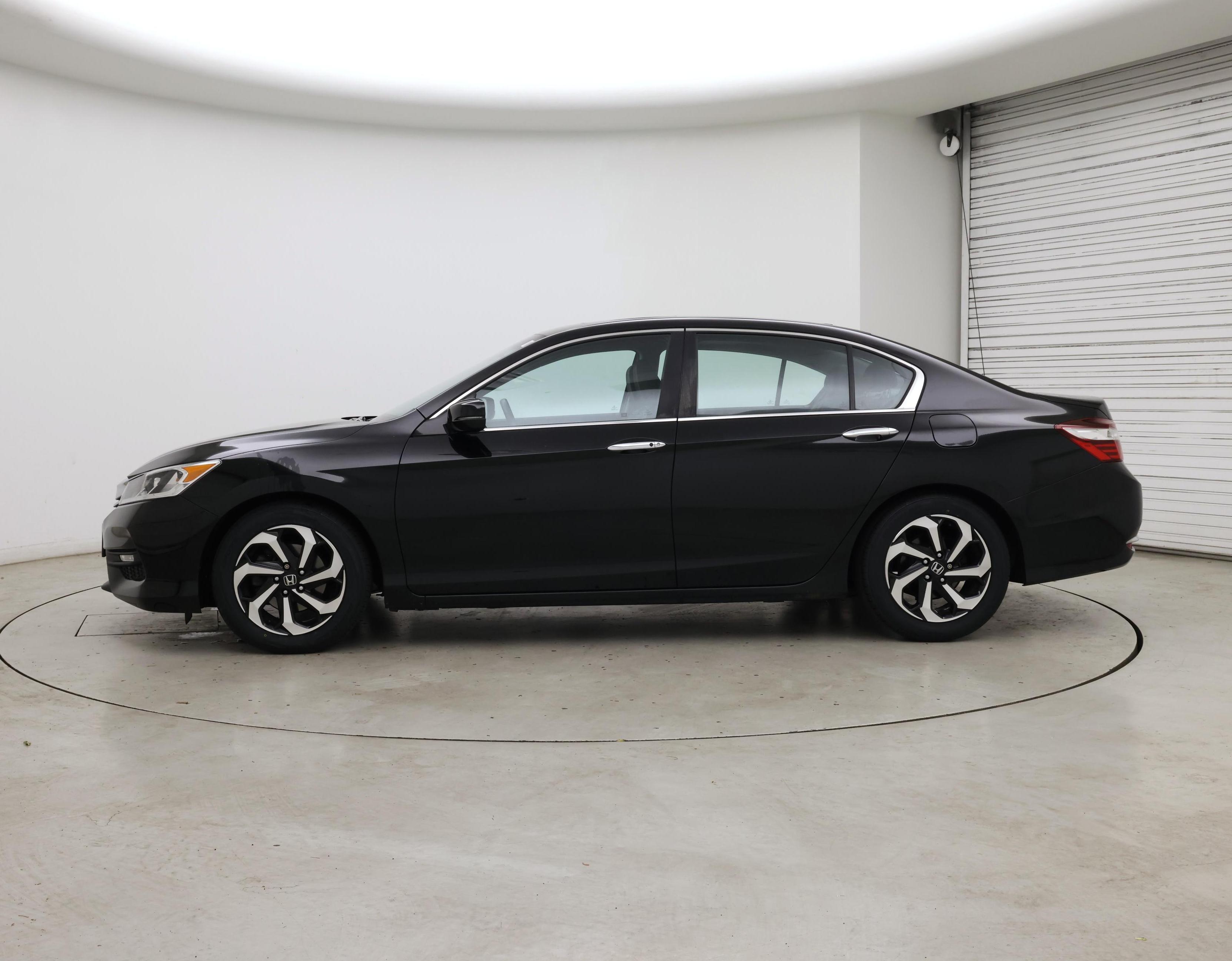 Thumbnail: 2017 Honda Accord - 3