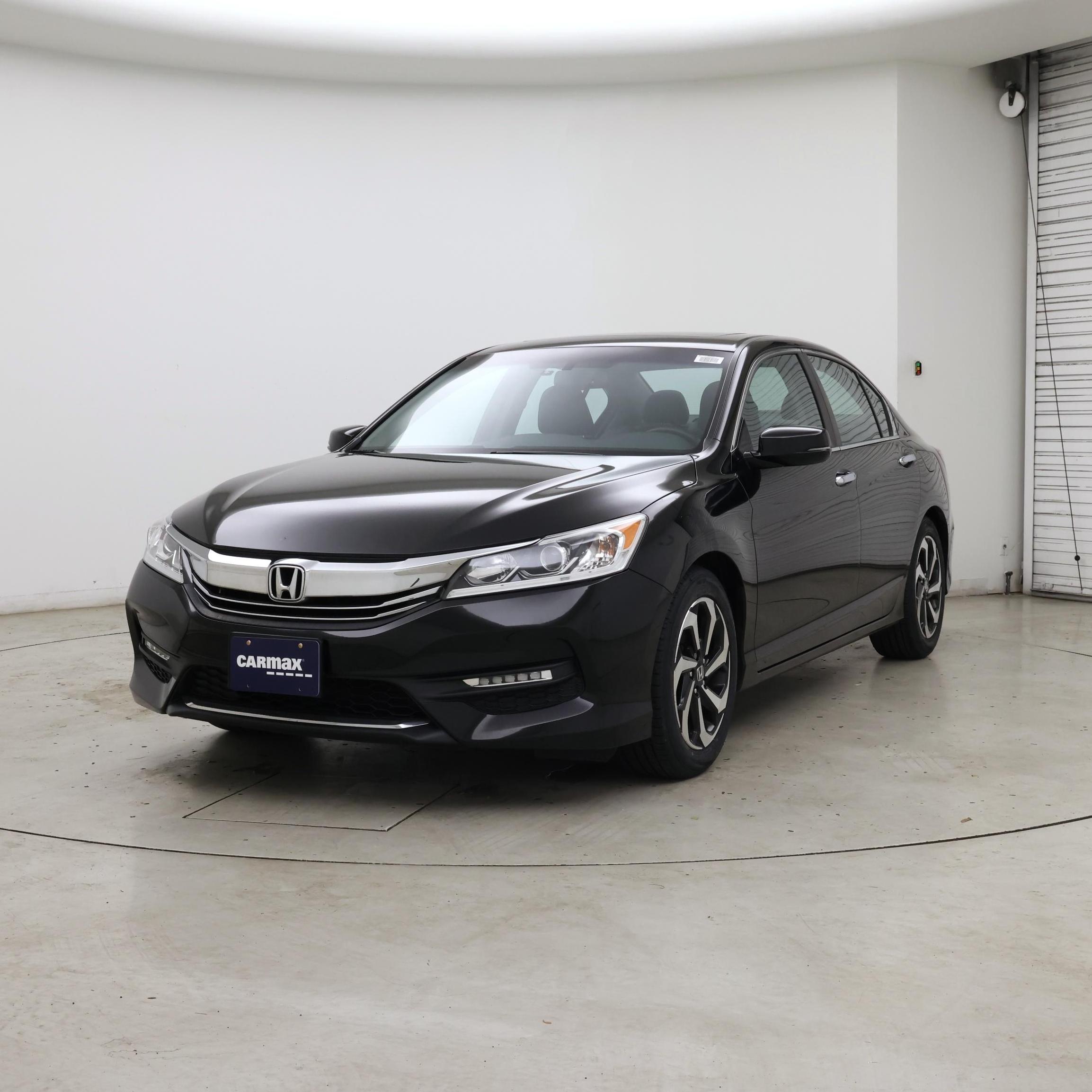 Thumbnail: 2017 Honda Accord - 4
