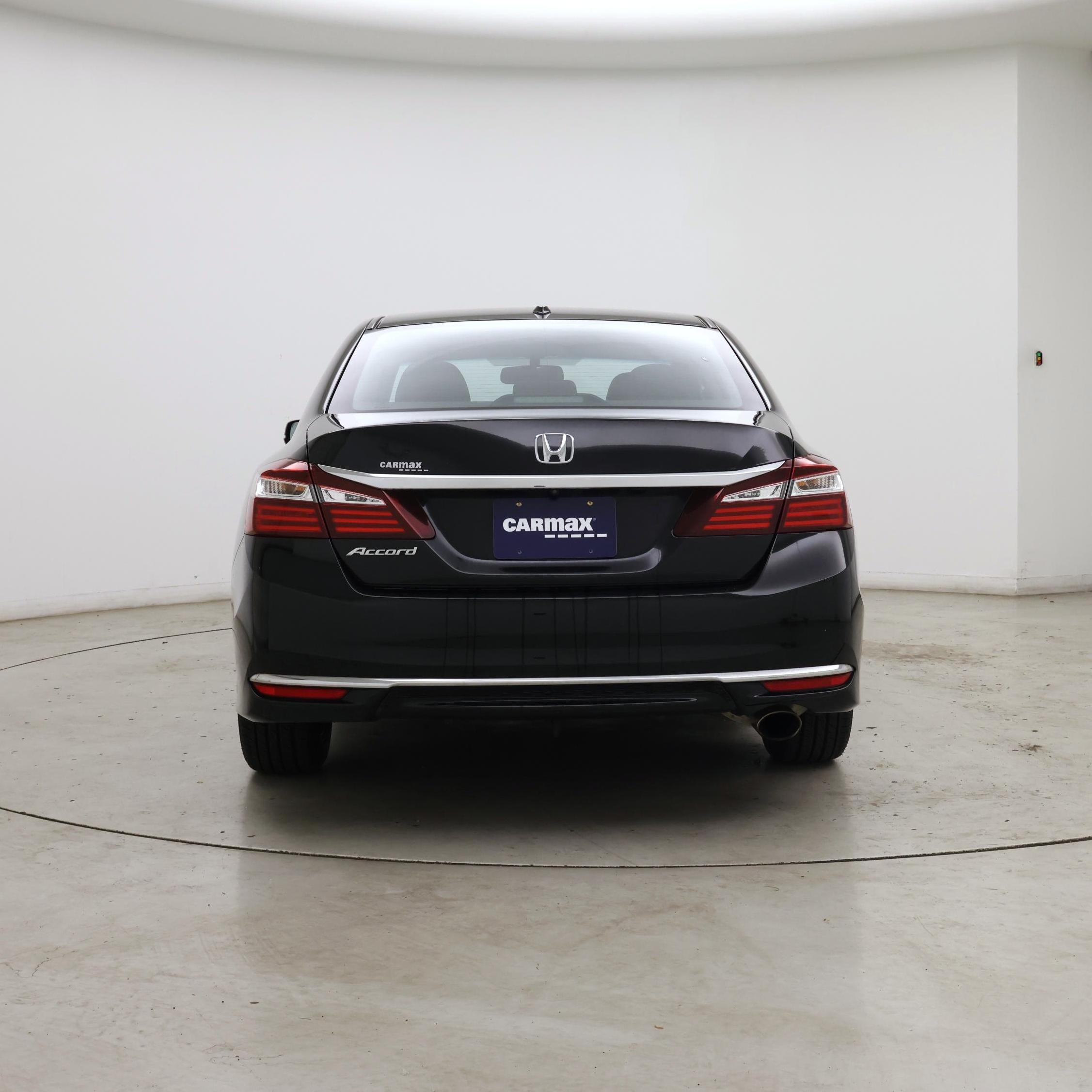 Thumbnail: 2017 Honda Accord - 6