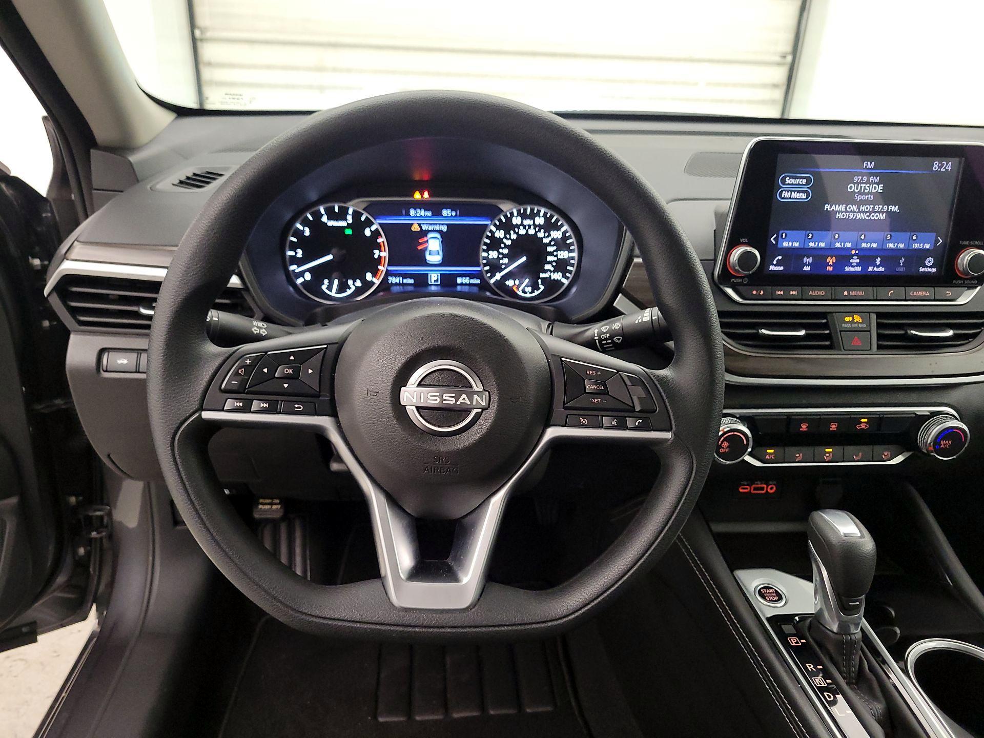 Thumbnail: 2023 Nissan Altima - 10