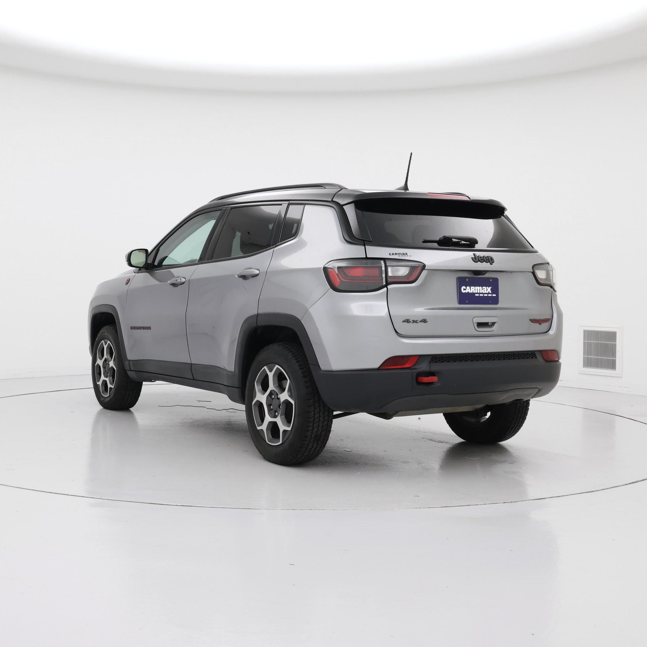 Thumbnail: 2022 Jeep Compass - 2