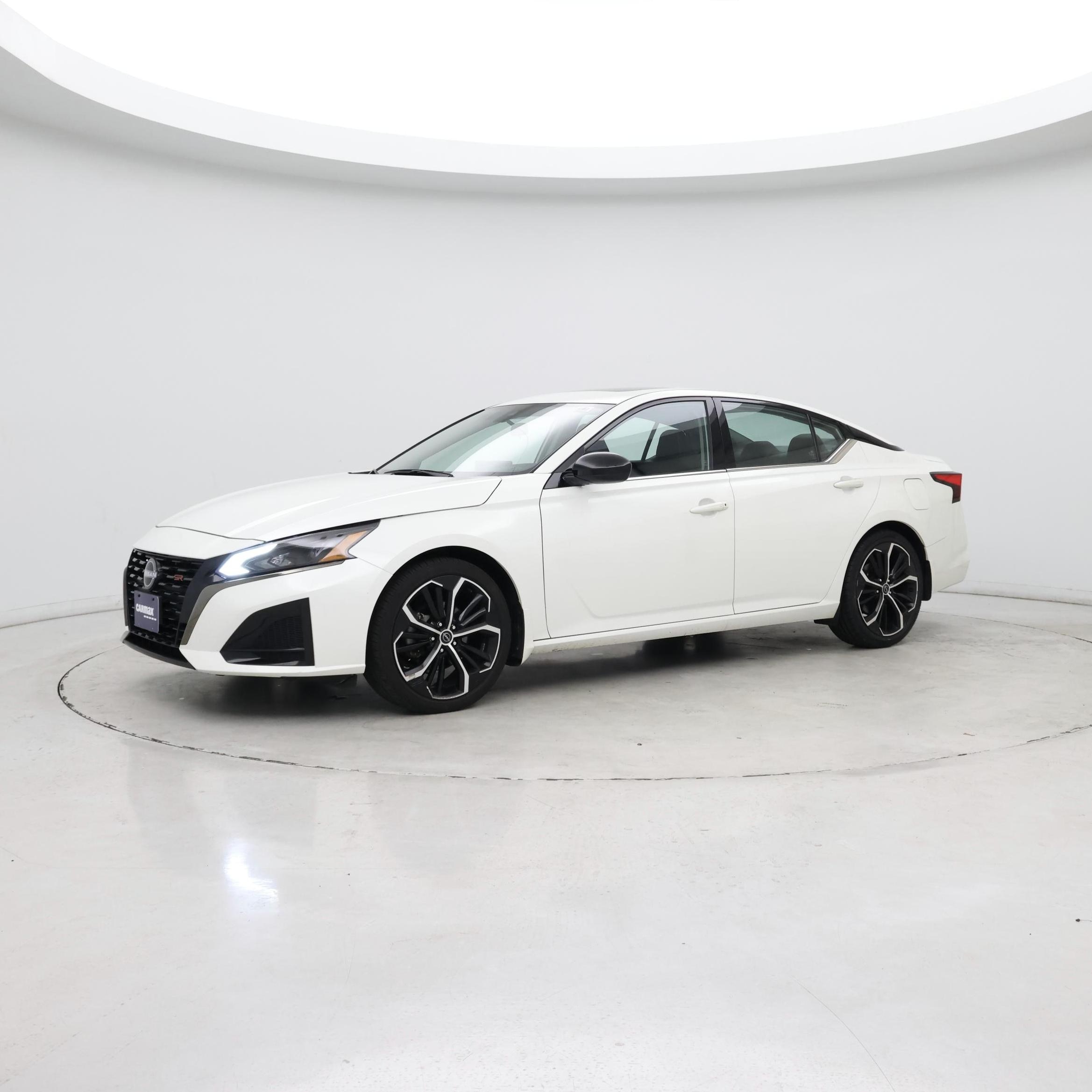 Thumbnail: 2023 Nissan Altima - 5