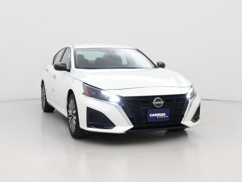 2024 Nissan Altima SV