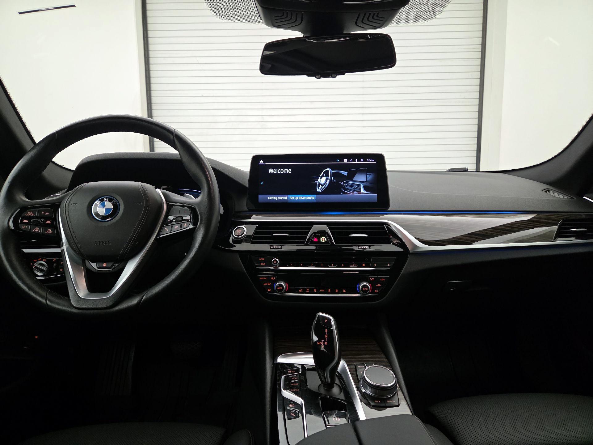 Thumbnail: 2023 BMW 5 Series - 8