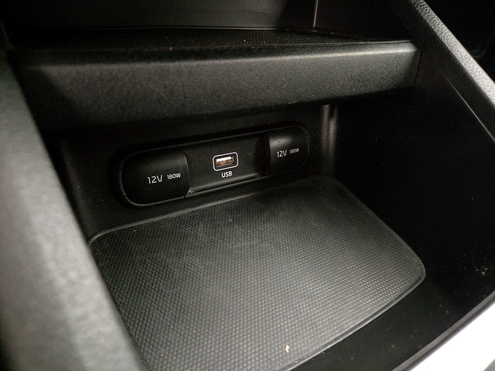 2023 Kia Forte LXS - Photo 19