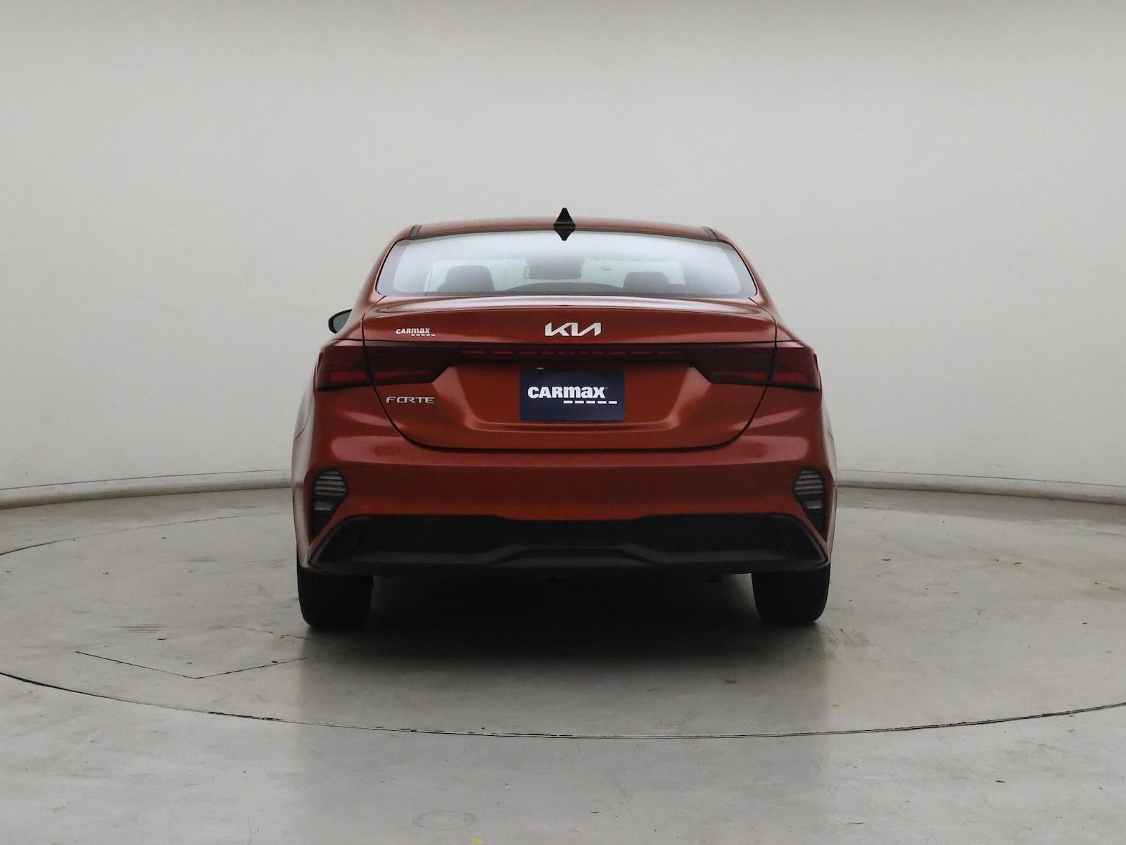 2023 Kia Forte LXS - Photo 7