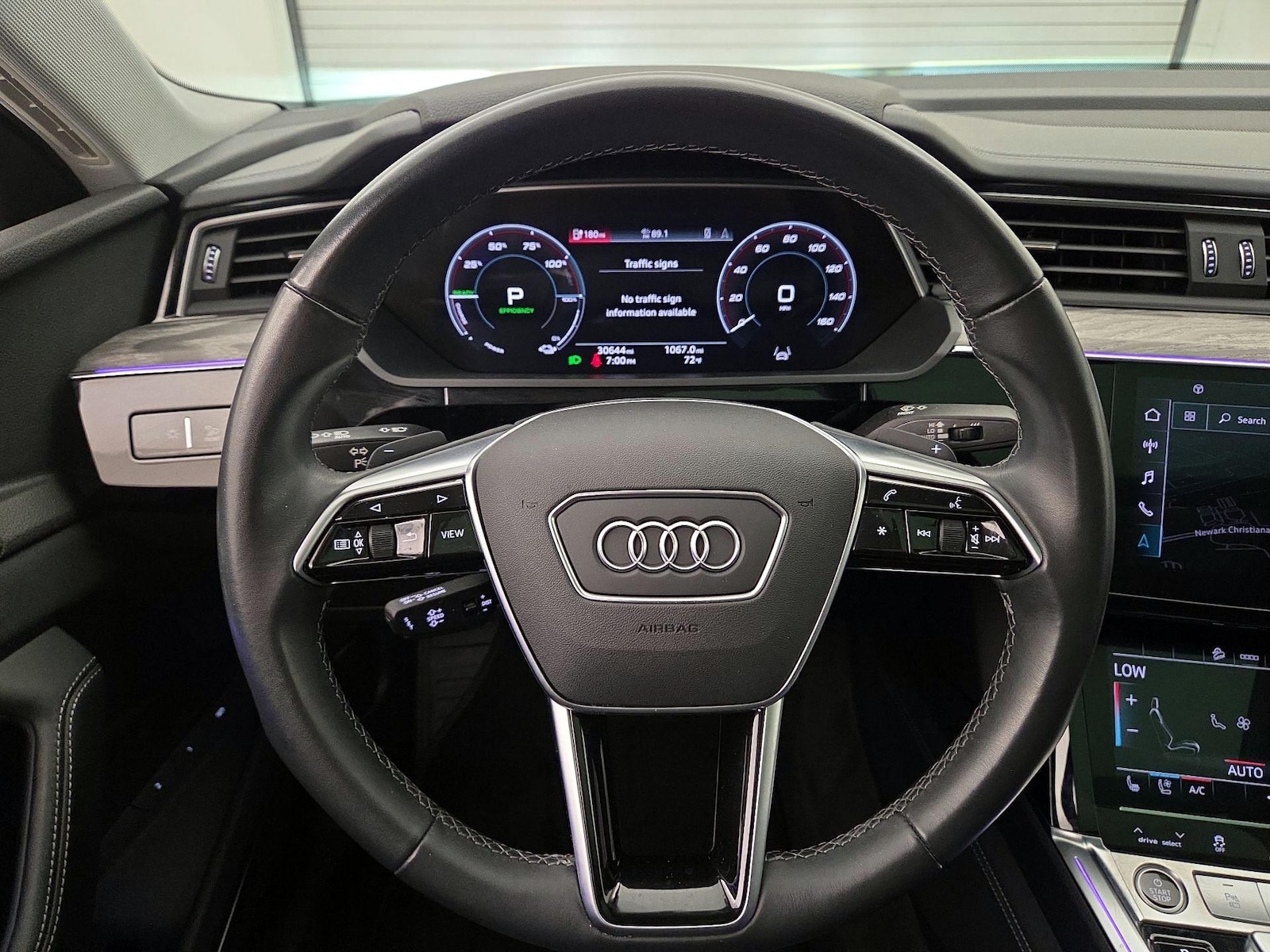2022 Audi e-tron Sportback Prestige - Photo 11