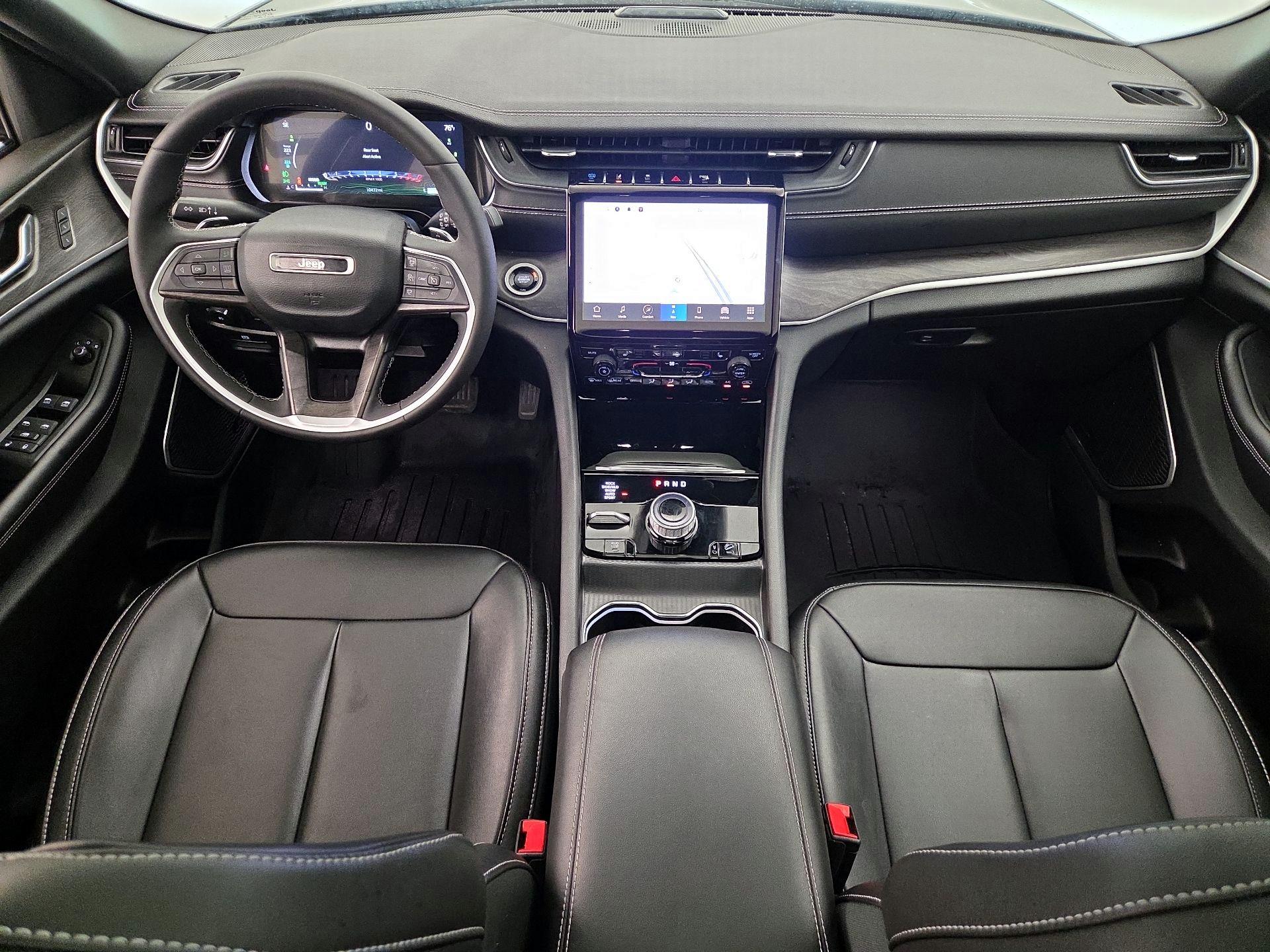 Thumbnail: 2024 Jeep Grand Cherokee - 9