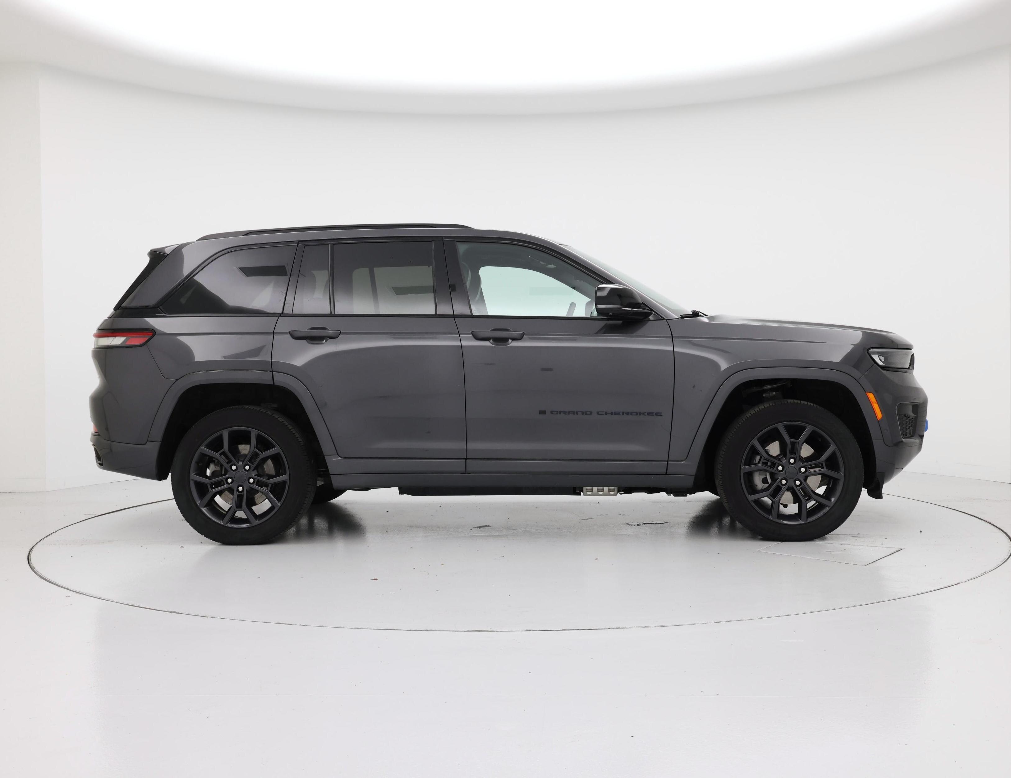 Thumbnail: 2024 Jeep Grand Cherokee - 7