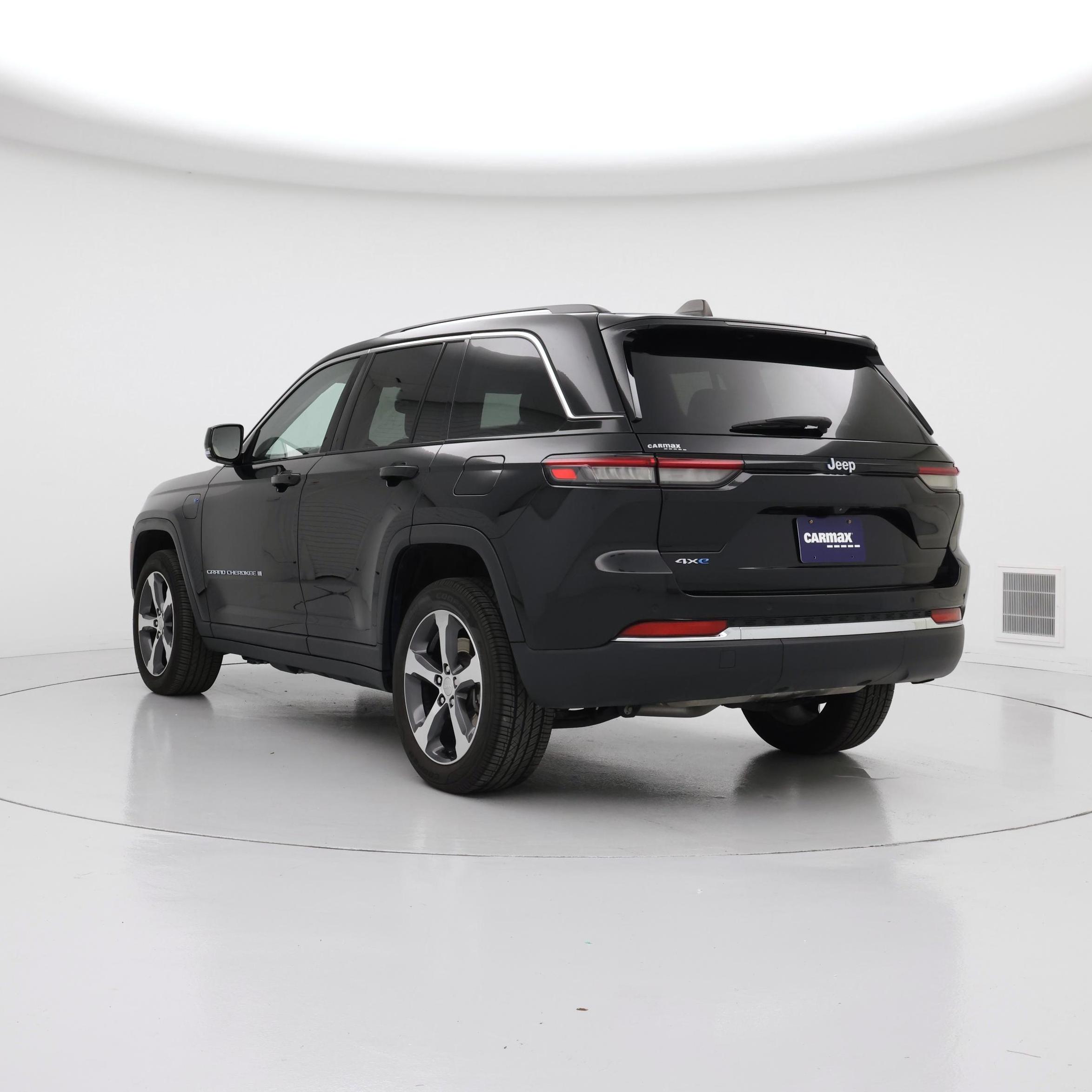 Thumbnail: 2023 Jeep Grand Cherokee - 2