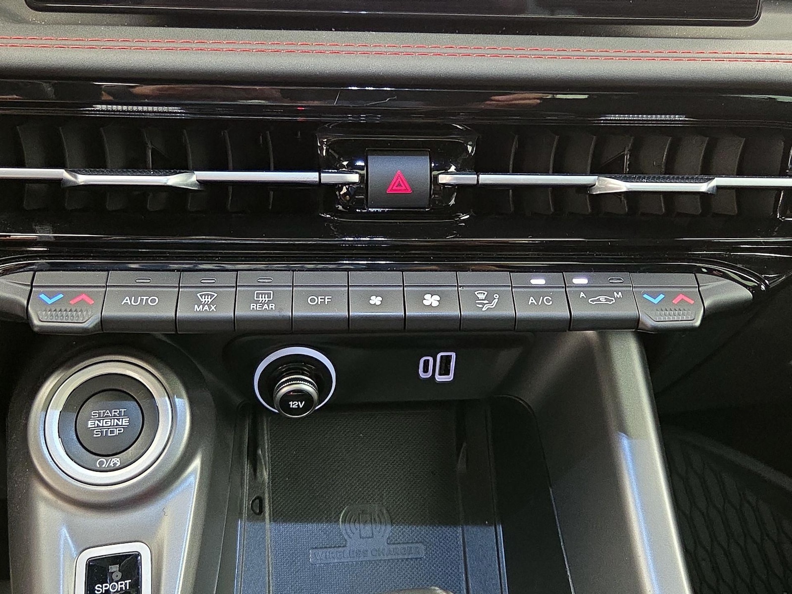 2024 Dodge Hornet R/T Plus - Photo 18