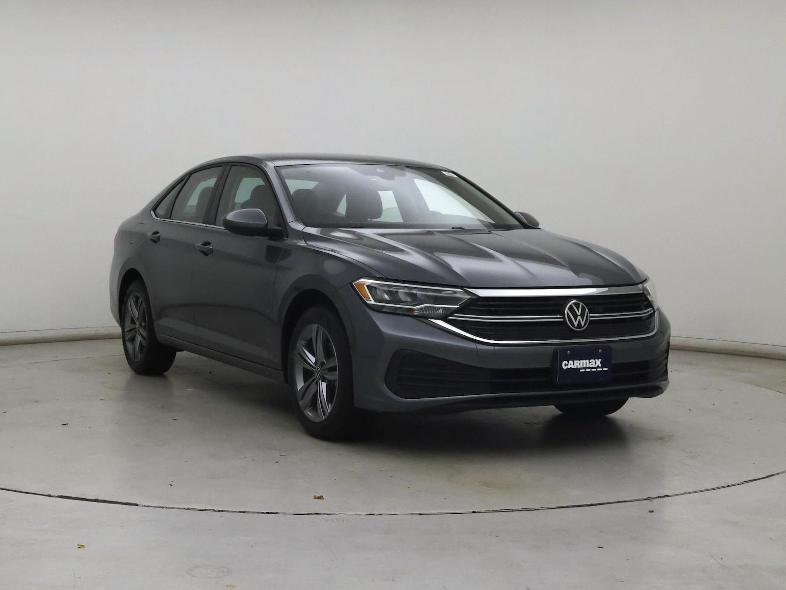 2023 Volkswagen Jetta SE - Photo 2