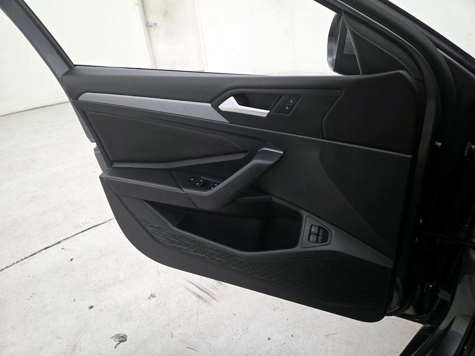 2023 Volkswagen Jetta SE - Photo 13