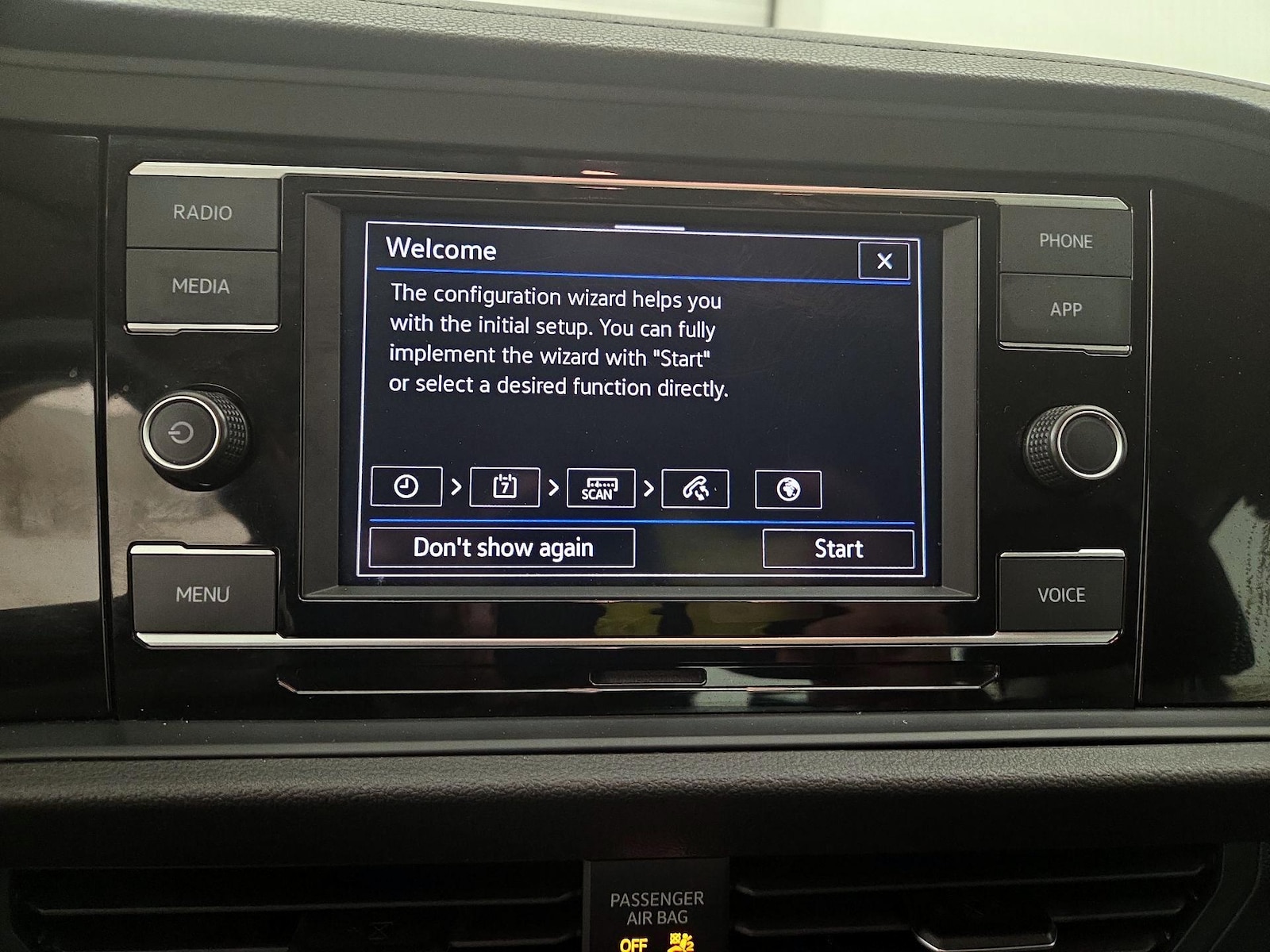 2023 Volkswagen Jetta SE - Photo 16