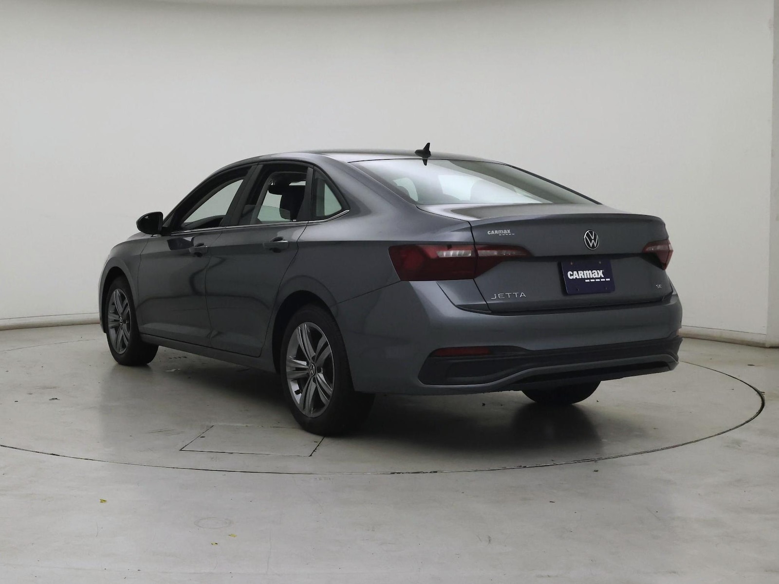 2023 Volkswagen Jetta SE - Photo 3
