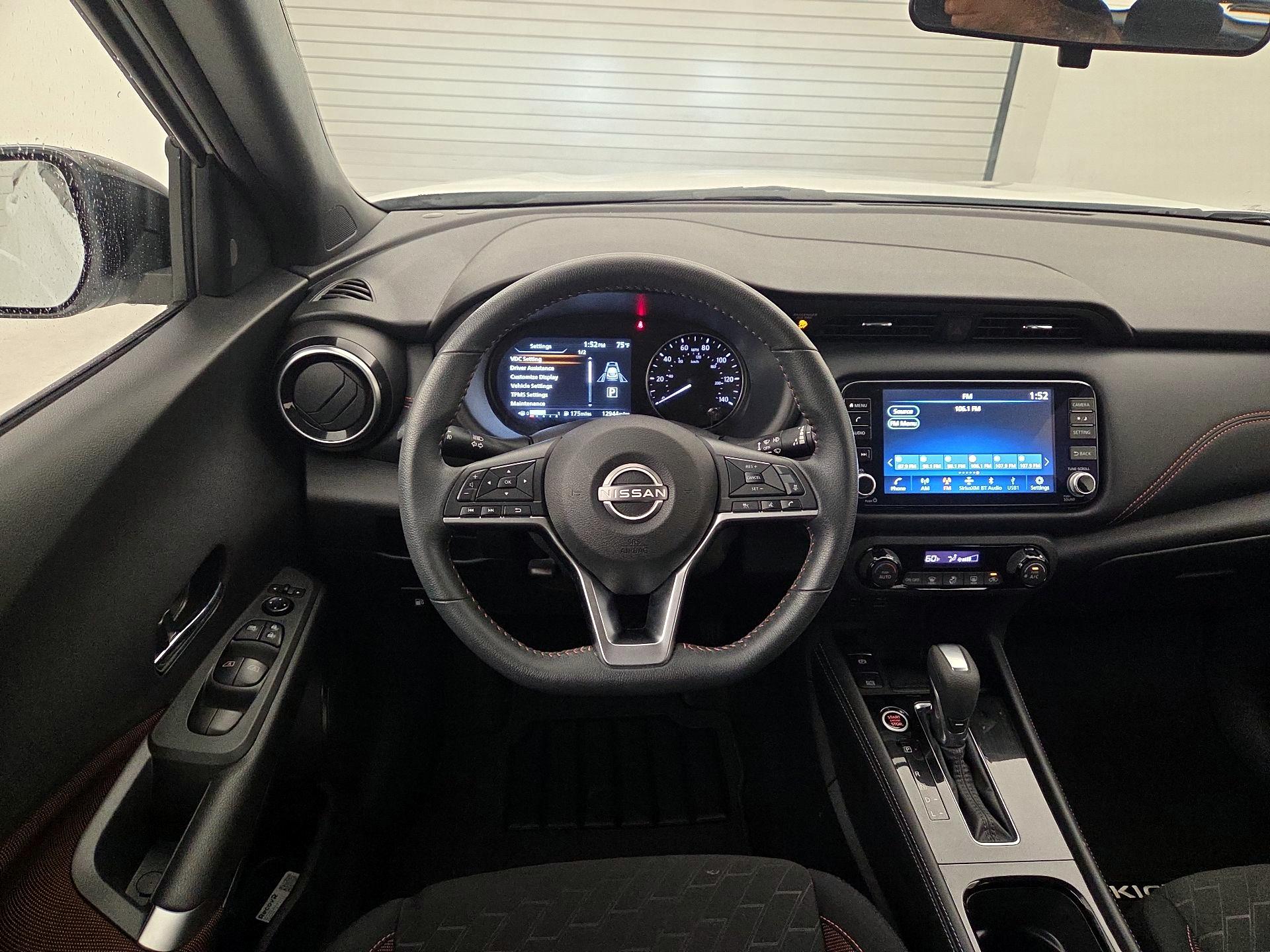 Thumbnail: 2023 Nissan Kicks - 10