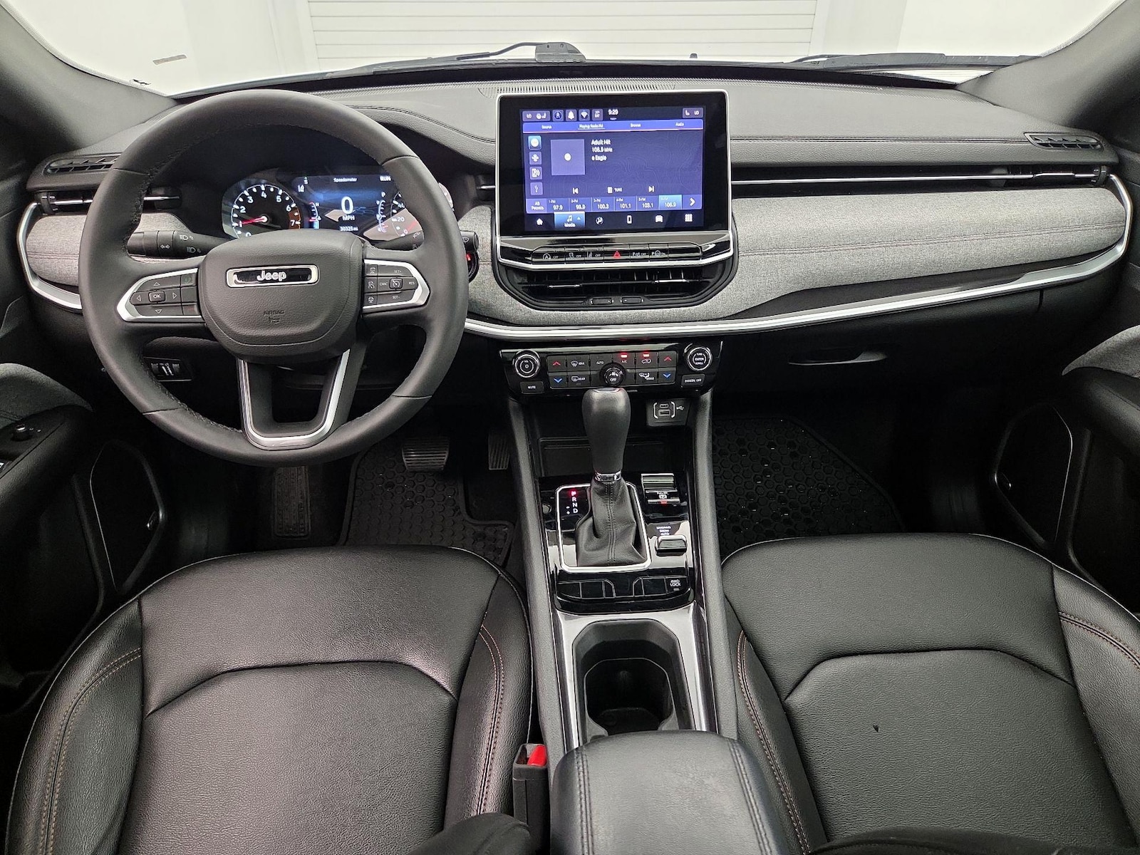 2024 Jeep Compass Latitude Lux - Photo 10