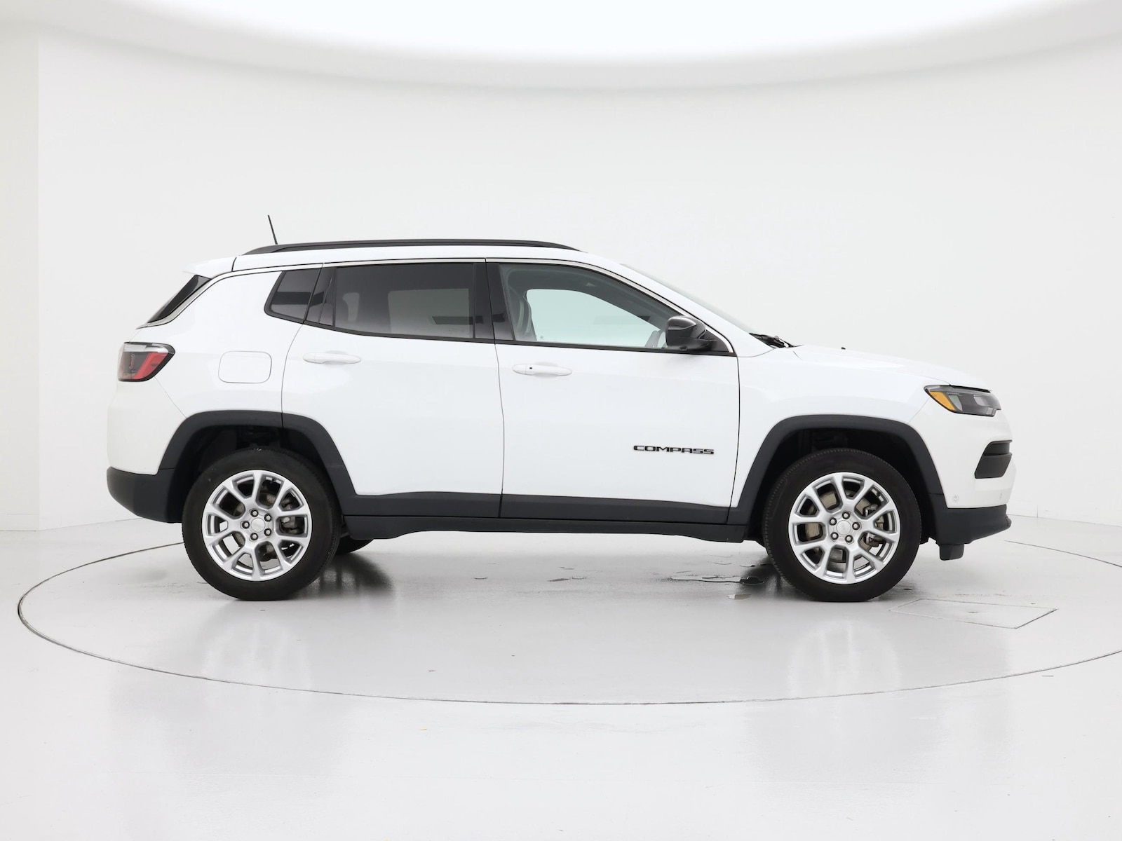 2024 Jeep Compass Latitude Lux - Photo 8