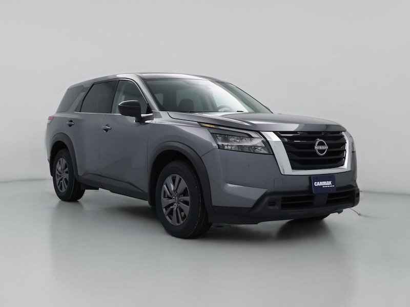 2023 Nissan Pathfinder S