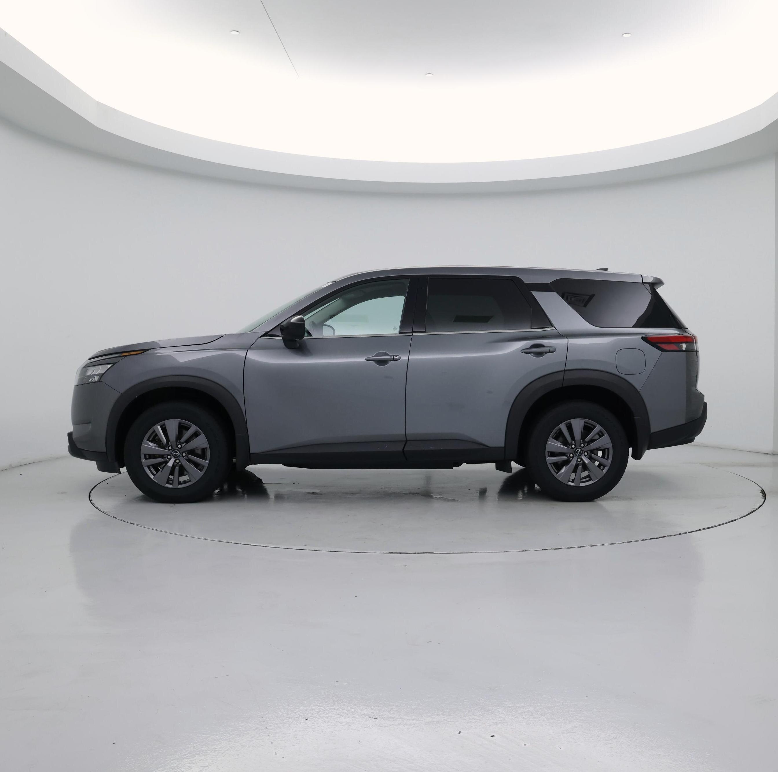 Thumbnail: 2023 Nissan Pathfinder - 3