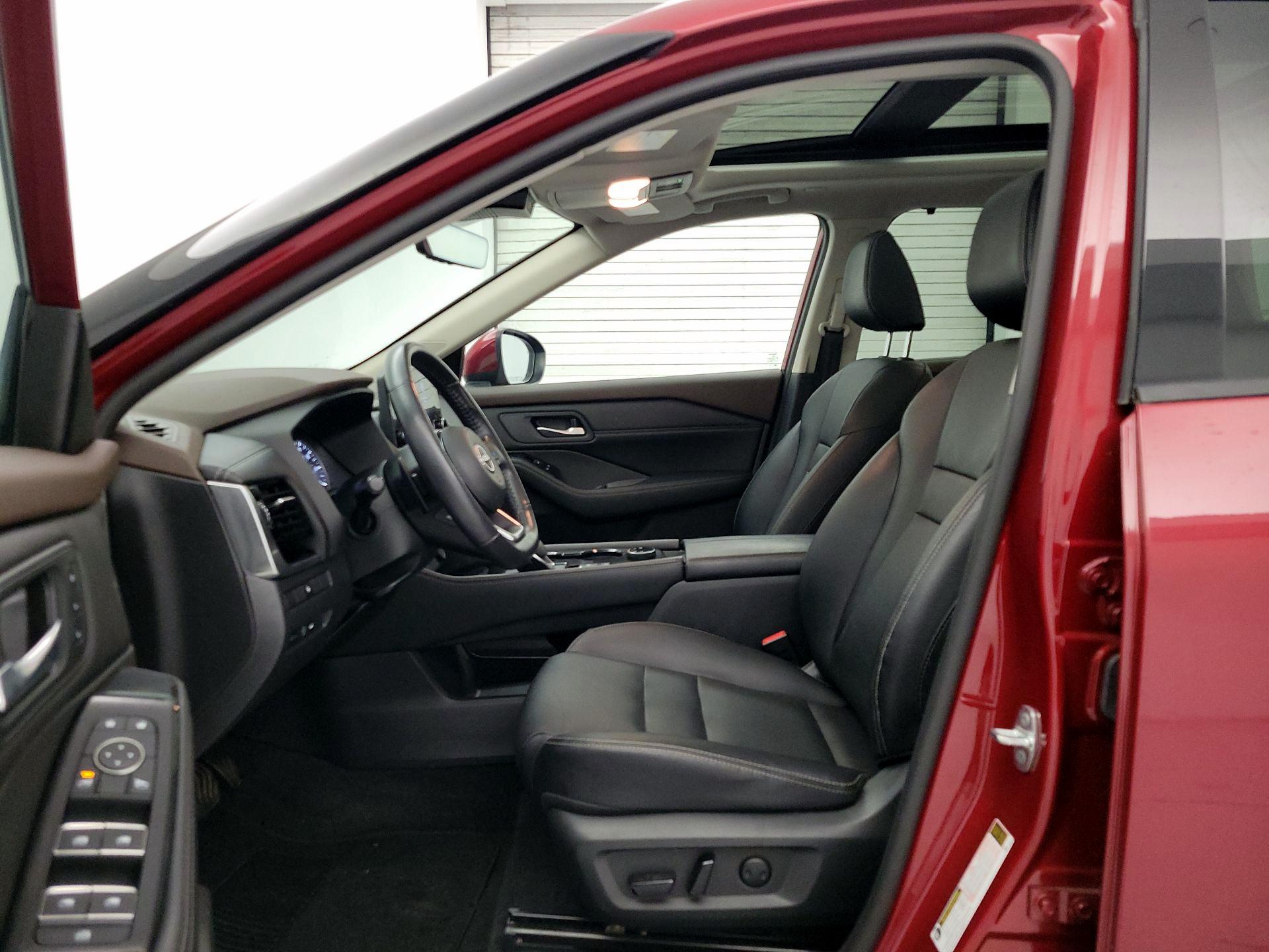 Thumbnail: 2023 Nissan Rogue - 11
