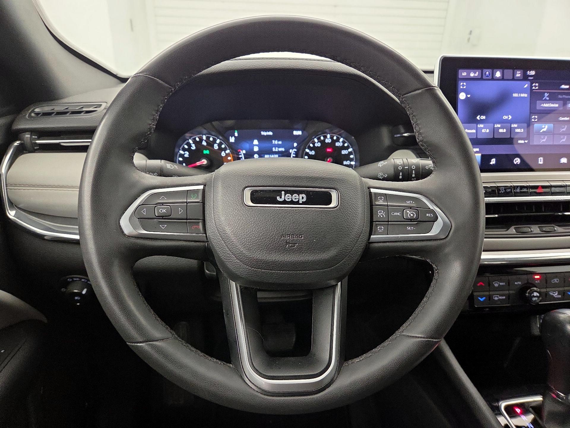 Thumbnail: 2023 Jeep Compass - 10
