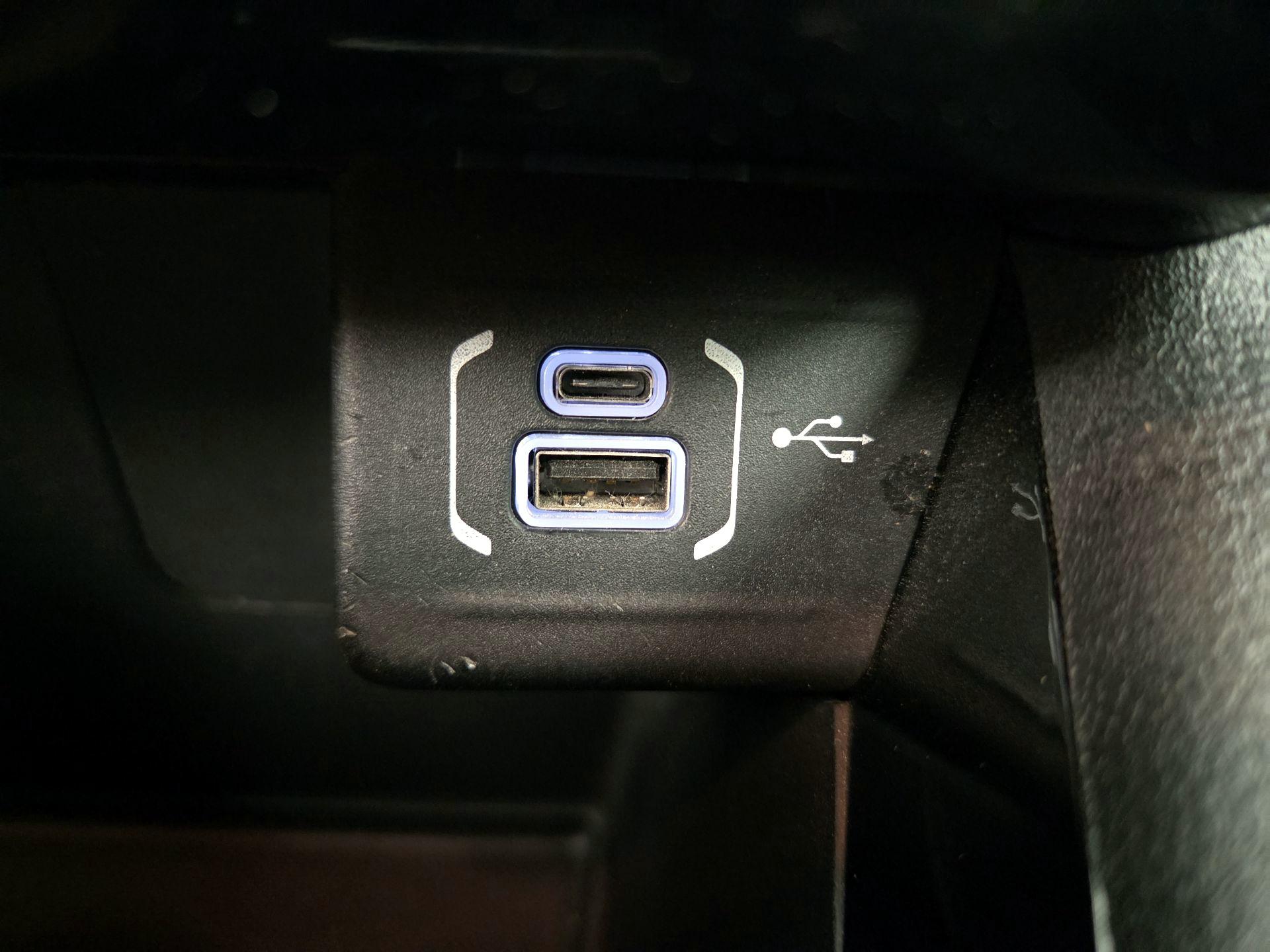 Thumbnail: 2023 Jeep Compass - 18