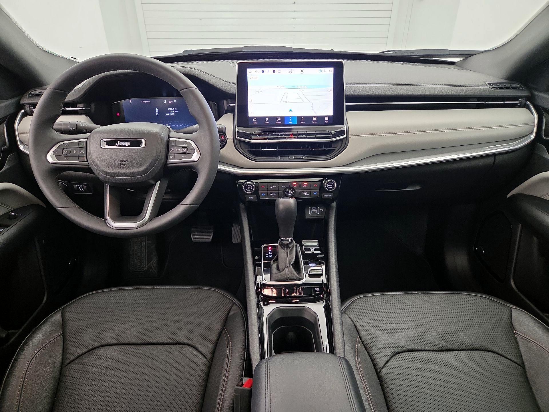 Thumbnail: 2024 Jeep Compass - 9