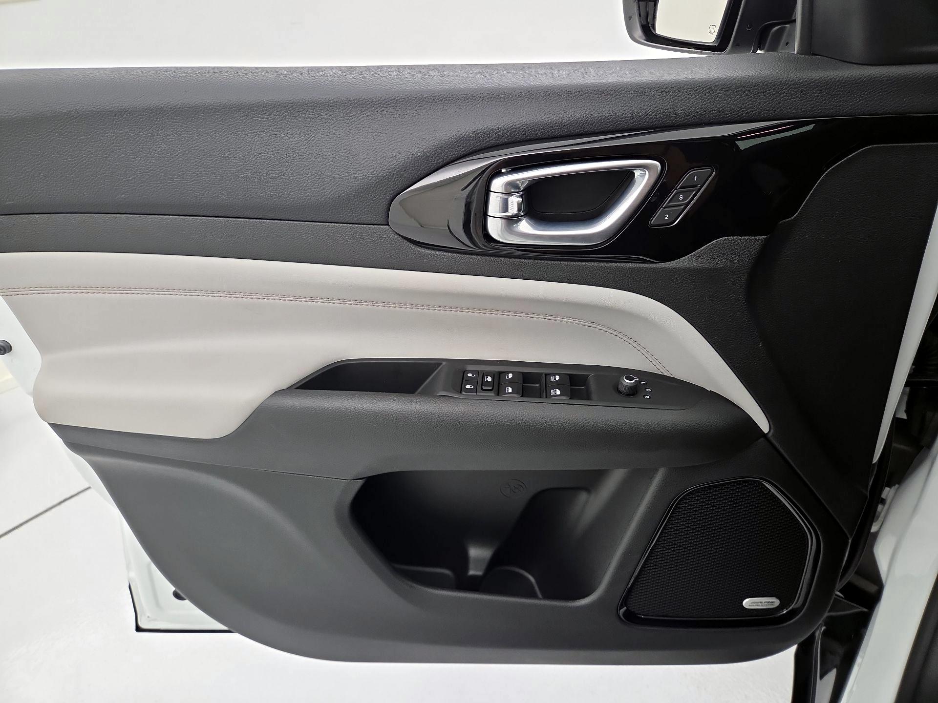 Thumbnail: 2024 Jeep Compass - 12