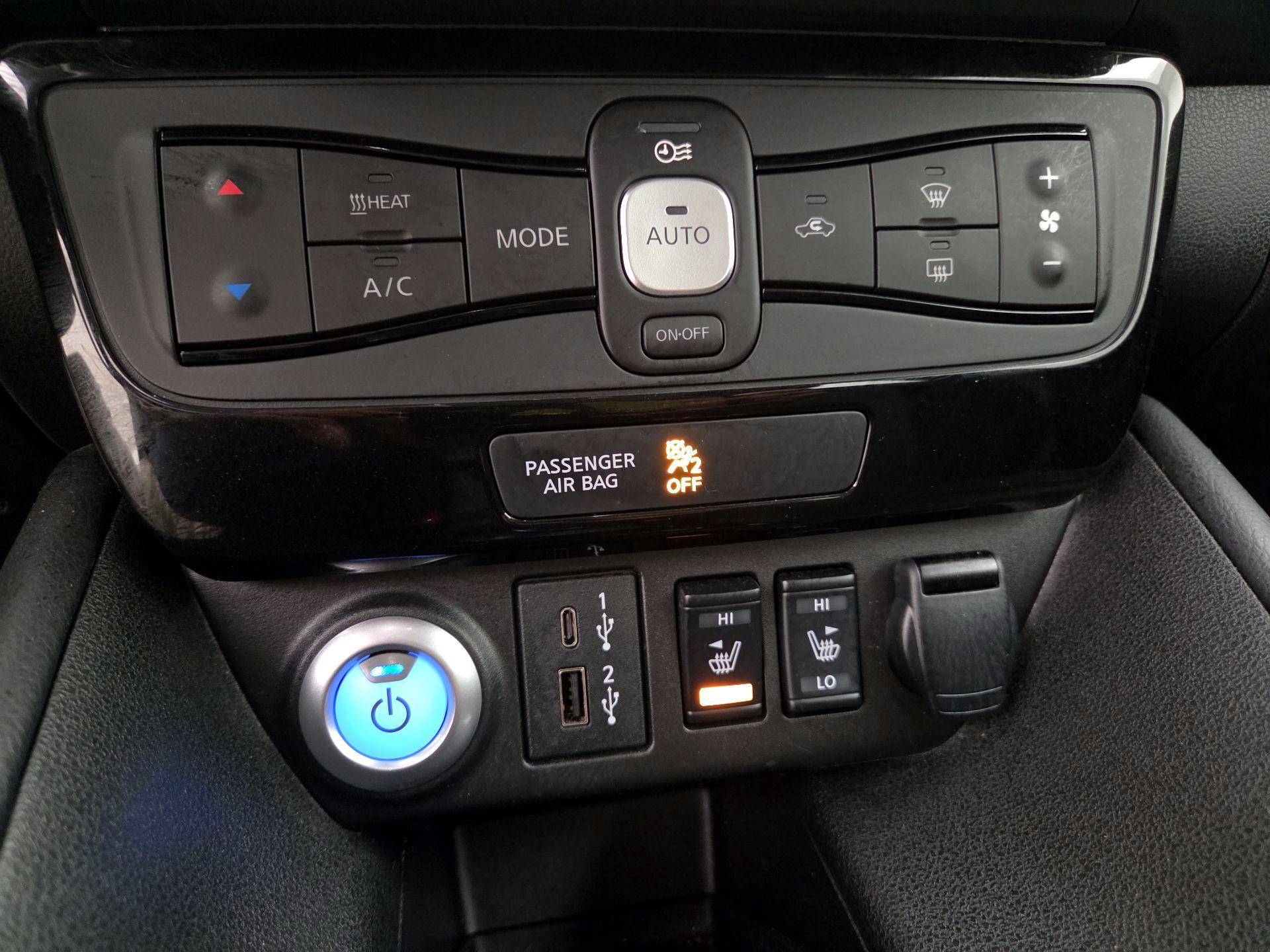 Thumbnail: 2025 Nissan Leaf - 16
