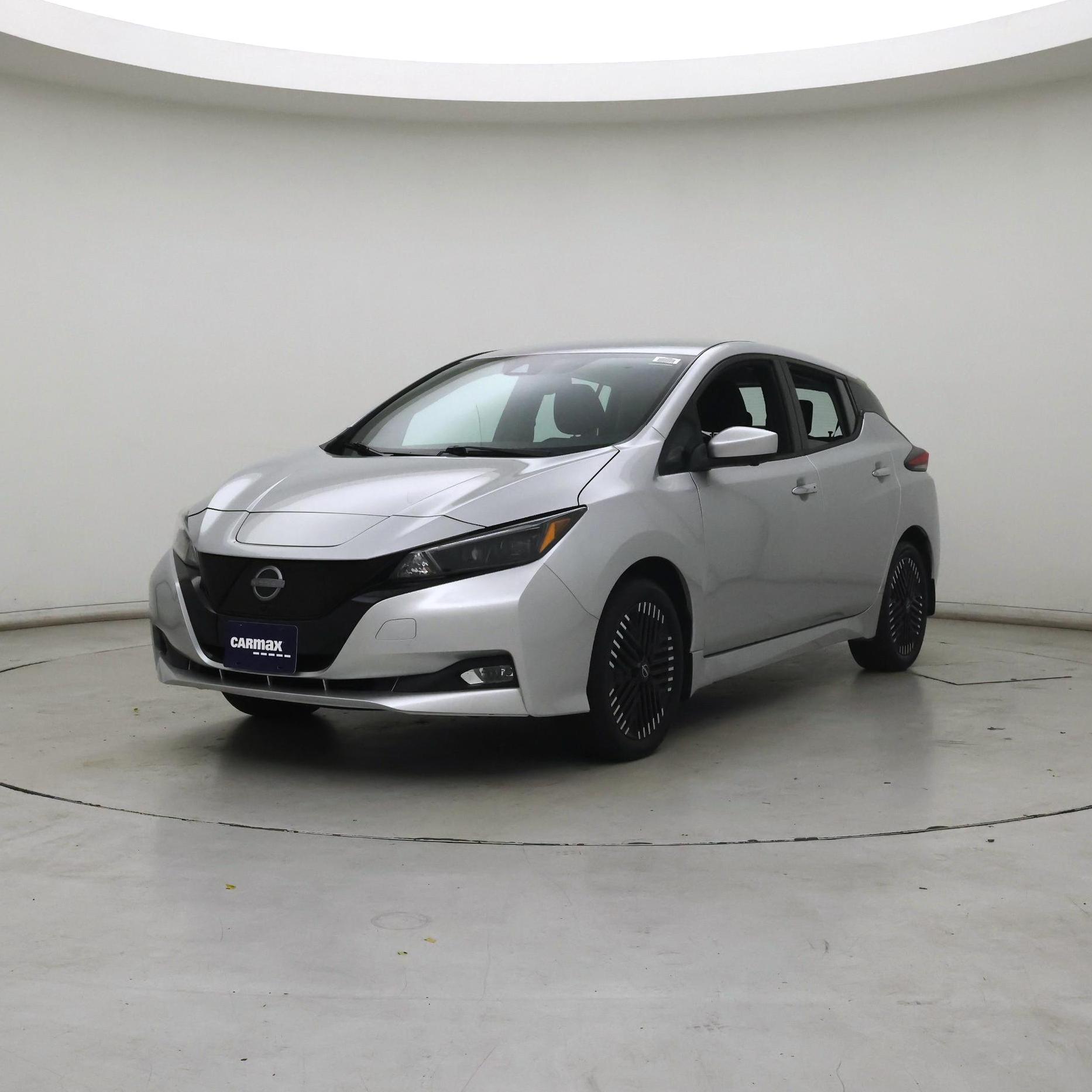 Thumbnail: 2025 Nissan Leaf - 4