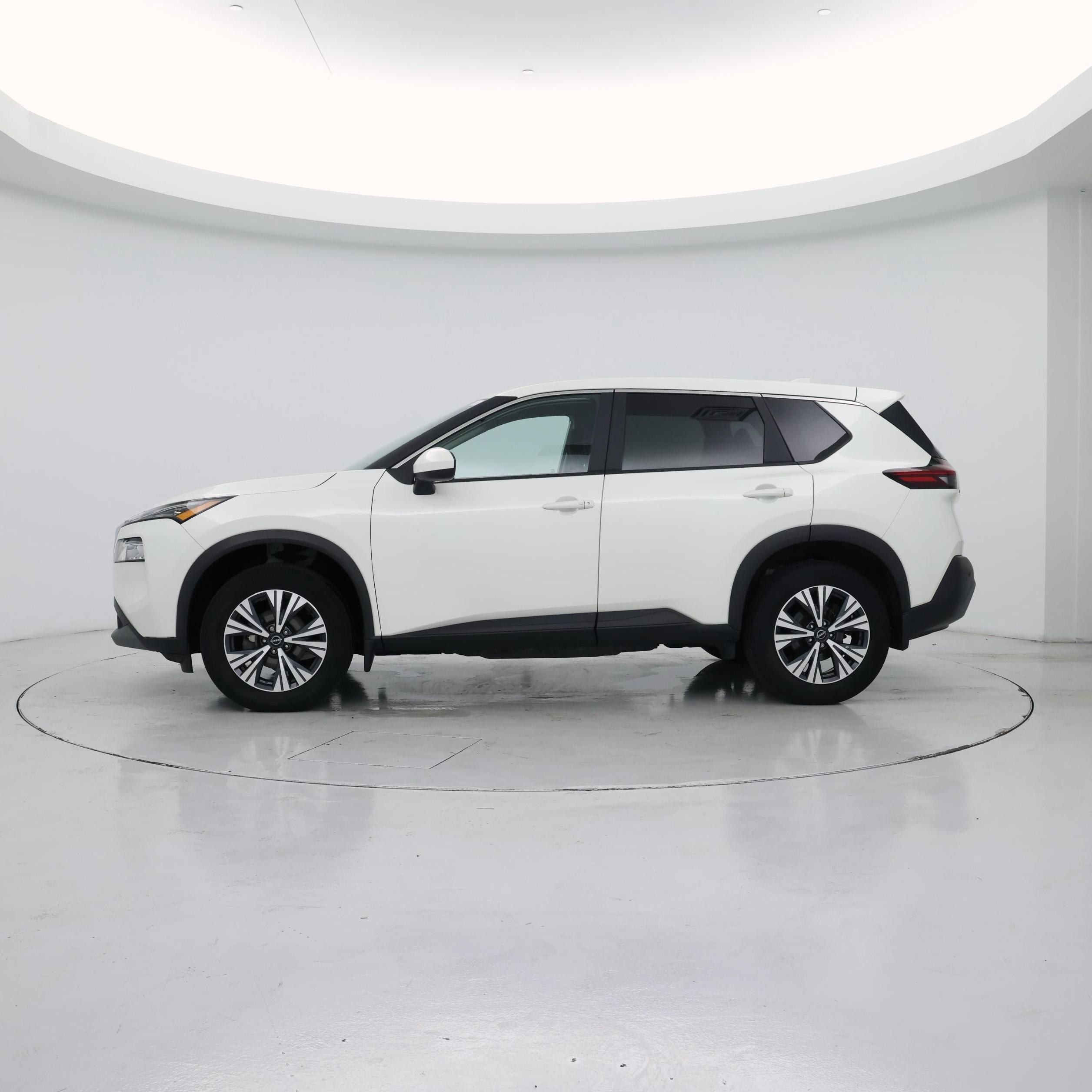 Thumbnail: 2023 Nissan Rogue - 3